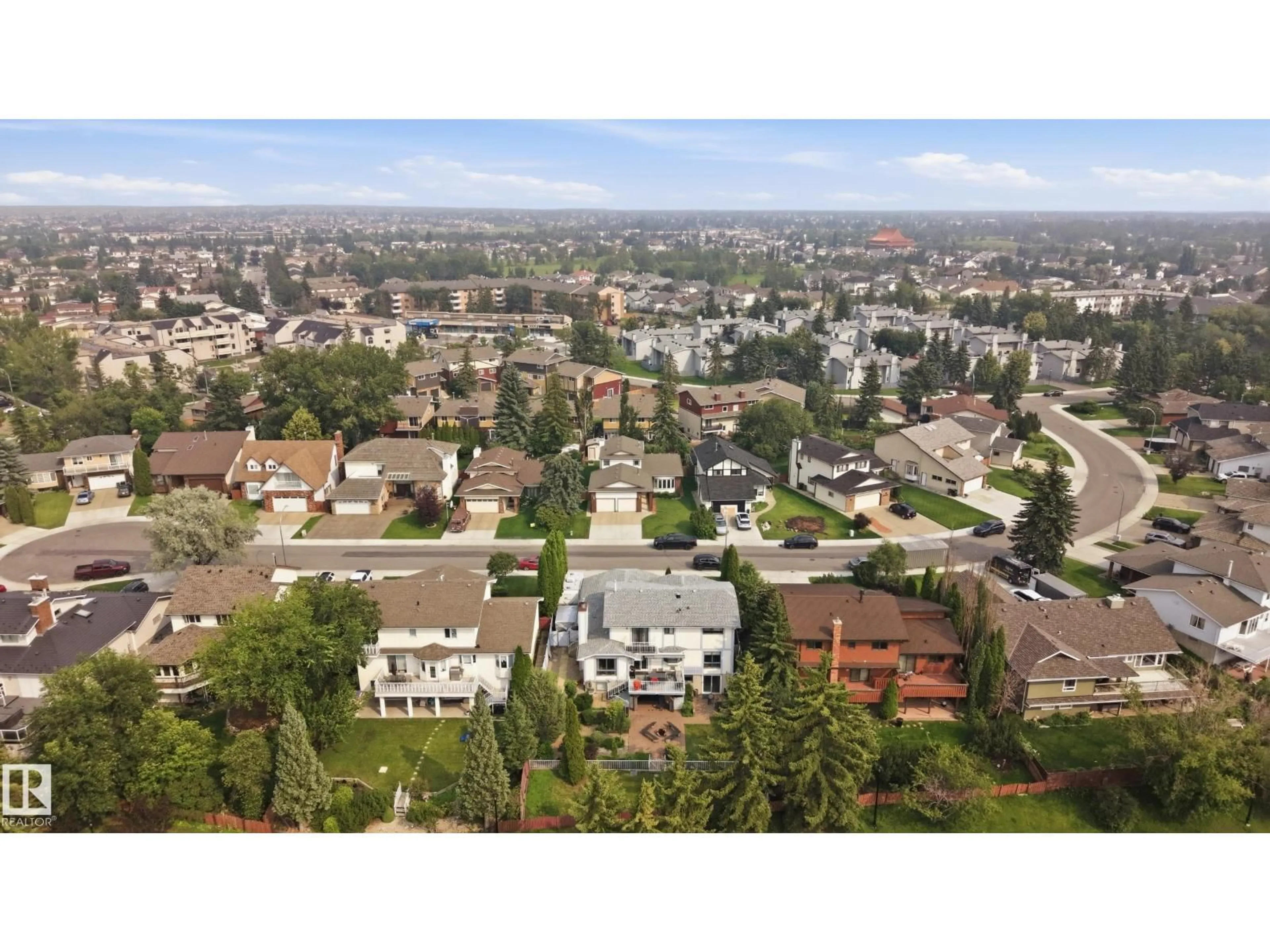 A pic from outside/outdoor area/front of a property/back of a property/a pic from drone, mountain view for 15733 106 ST, Edmonton Alberta T5X5B5