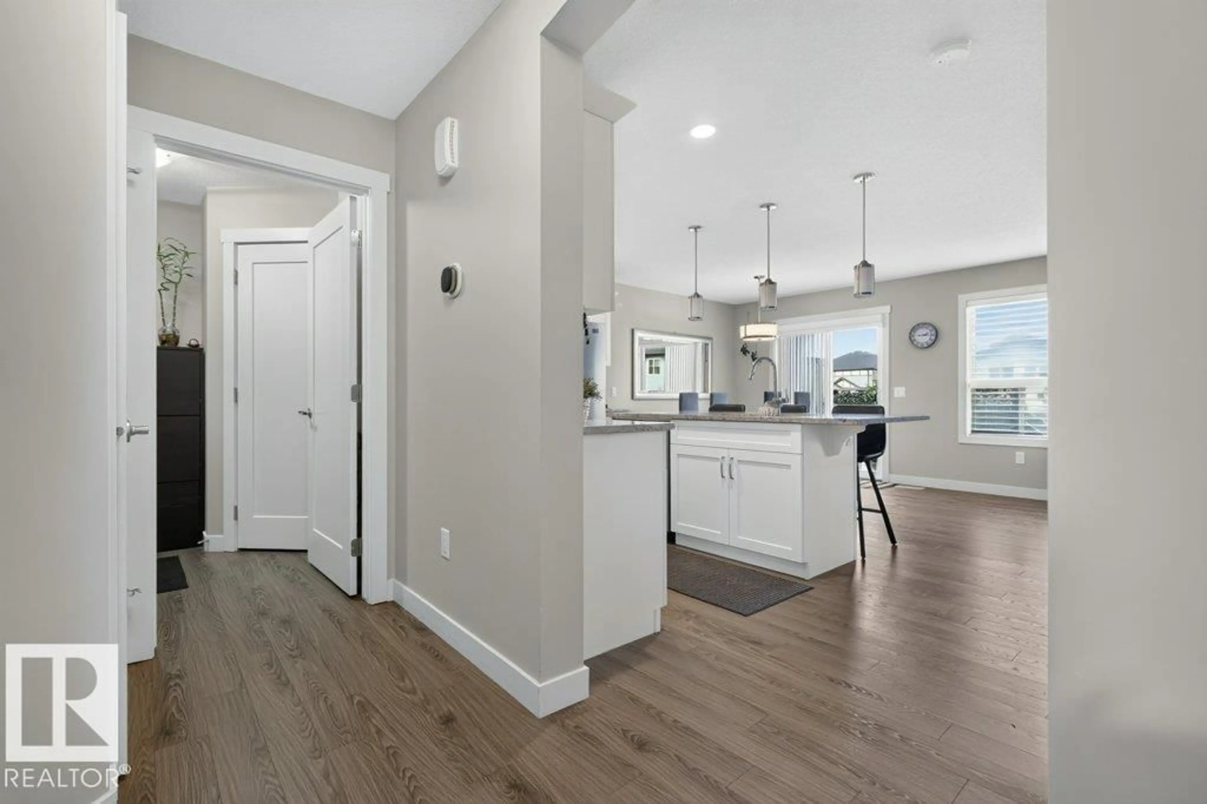 Open concept kitchen, unknown for 21 - 32 AUGUSTINE CR, Sherwood Park Alberta T8H0X4