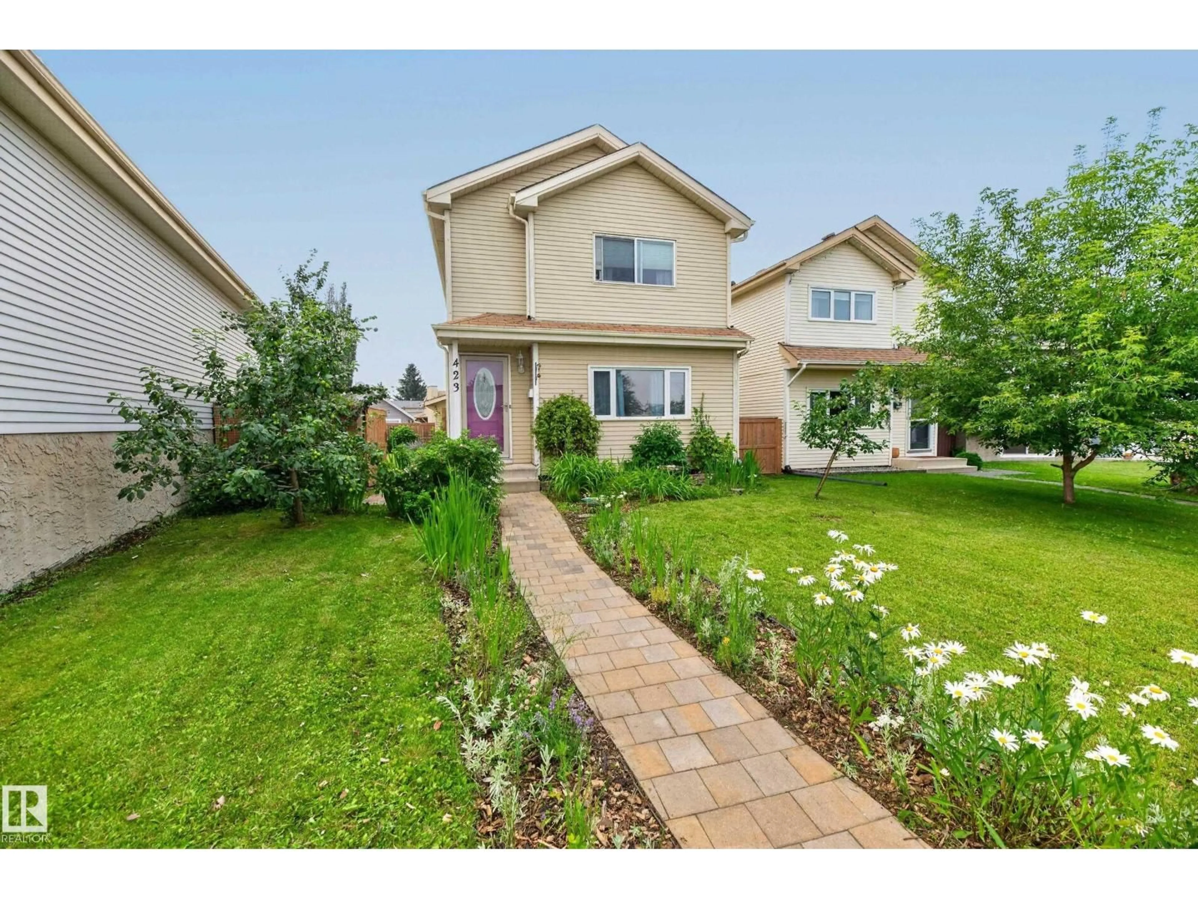 Unknown for 423 KIRKPATRICK CR, Edmonton Alberta T6L5C9