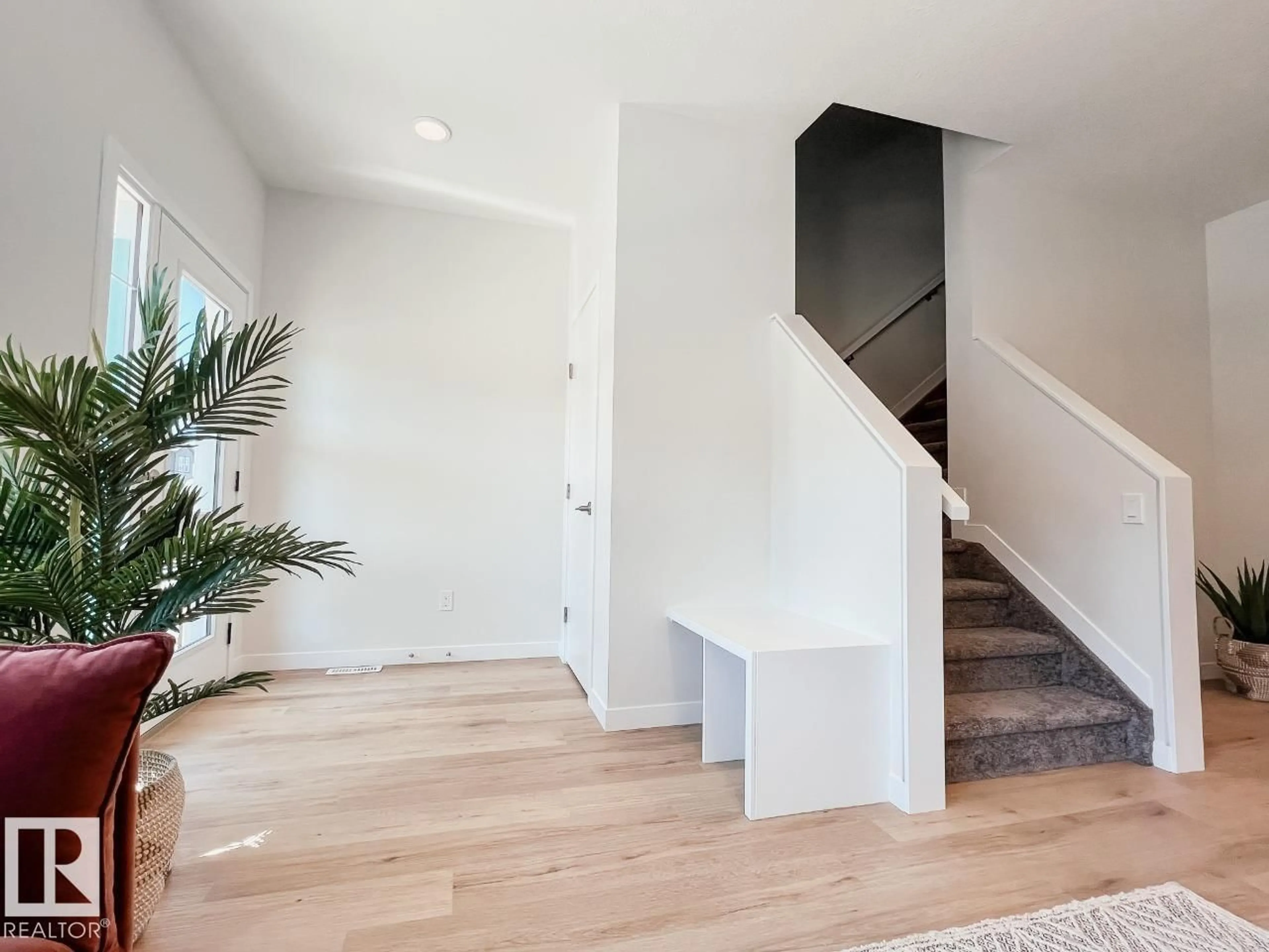 Indoor entryway for NW - 8160 228 ST, Edmonton Alberta T5T4N5