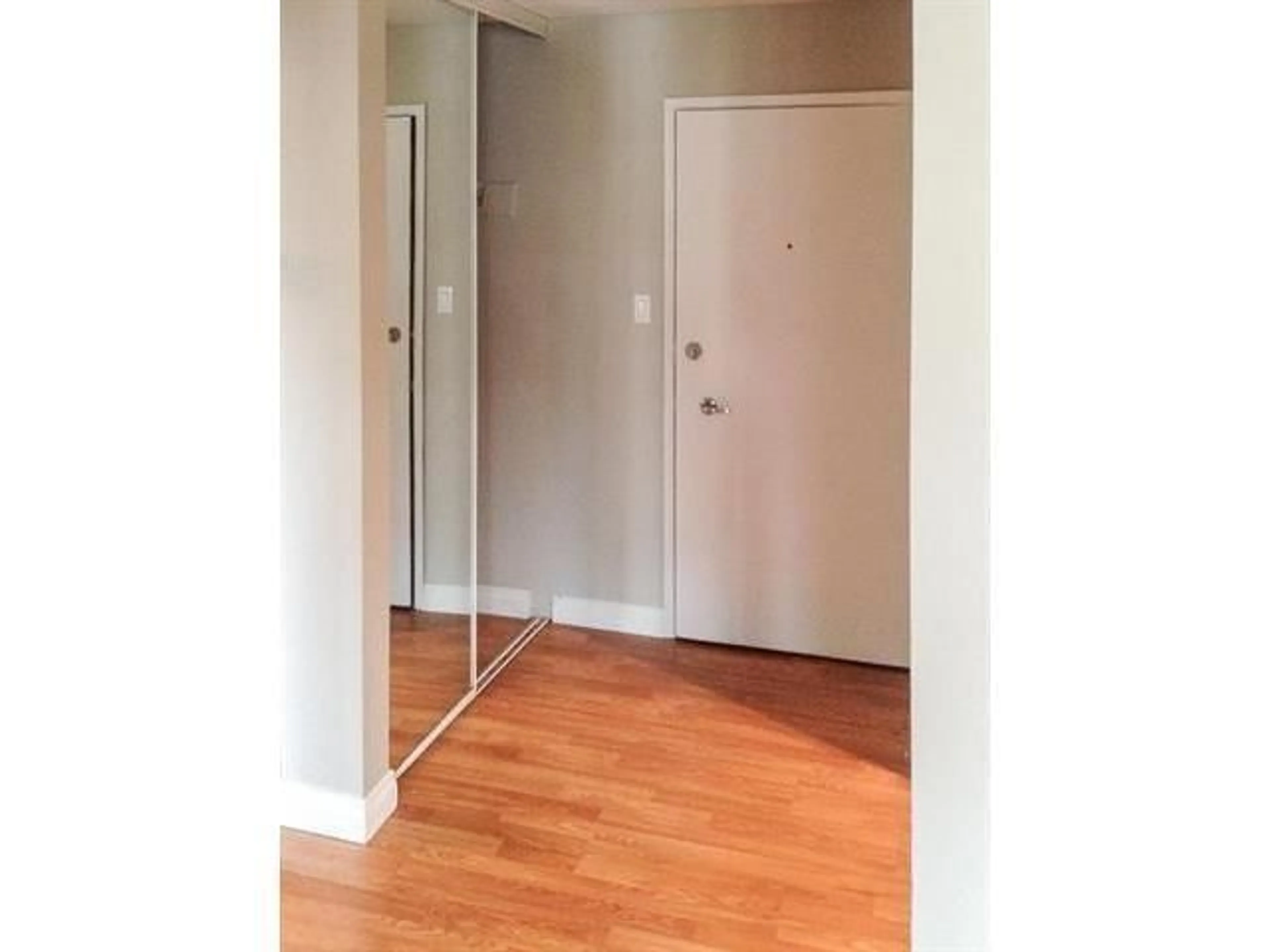 Unknown for #306 - 10415 93 ST, Edmonton Alberta T5X1X5
