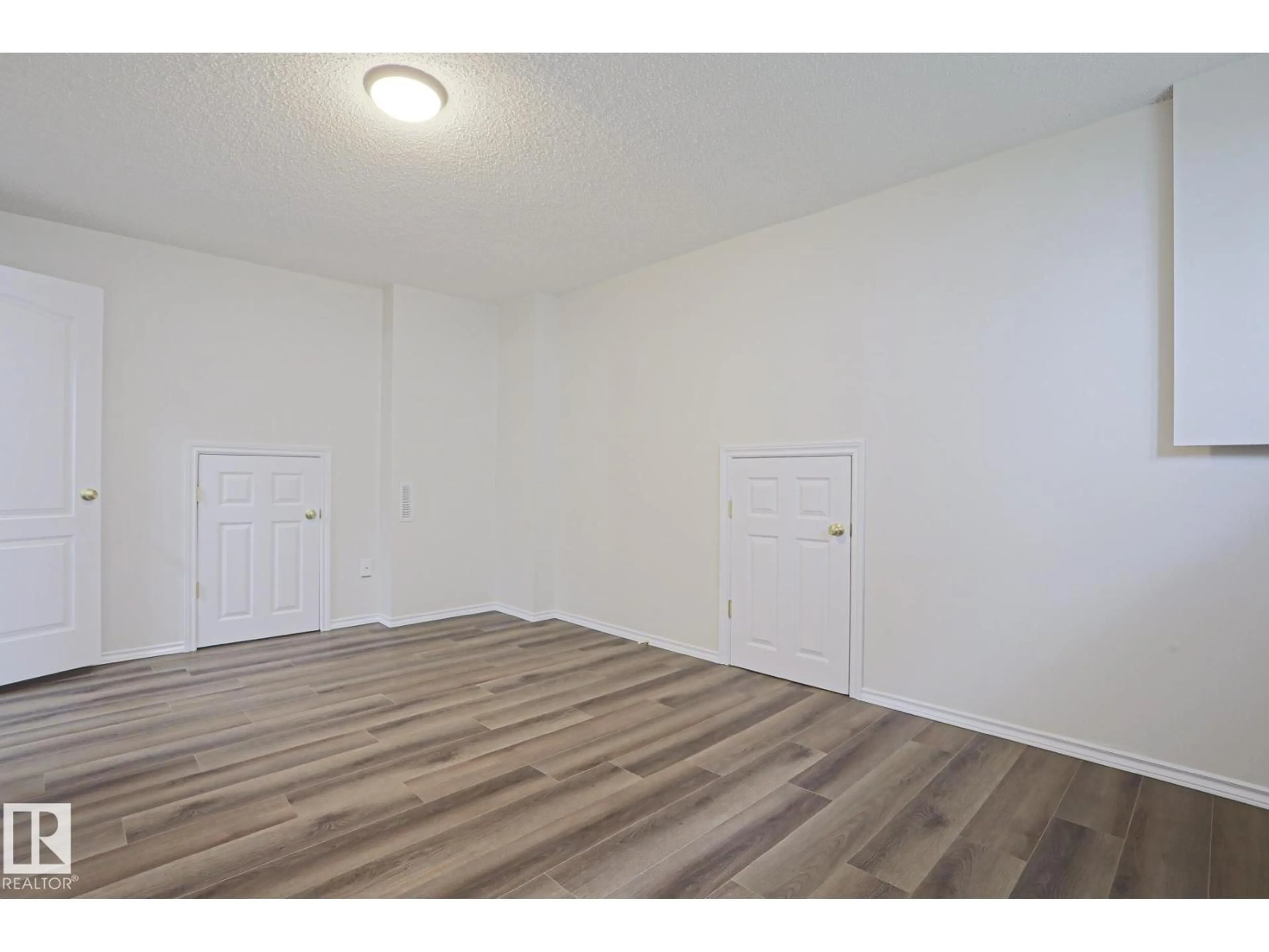 A pic of a room for NW - 1028 JAMES CR, Edmonton Alberta T6L6P6