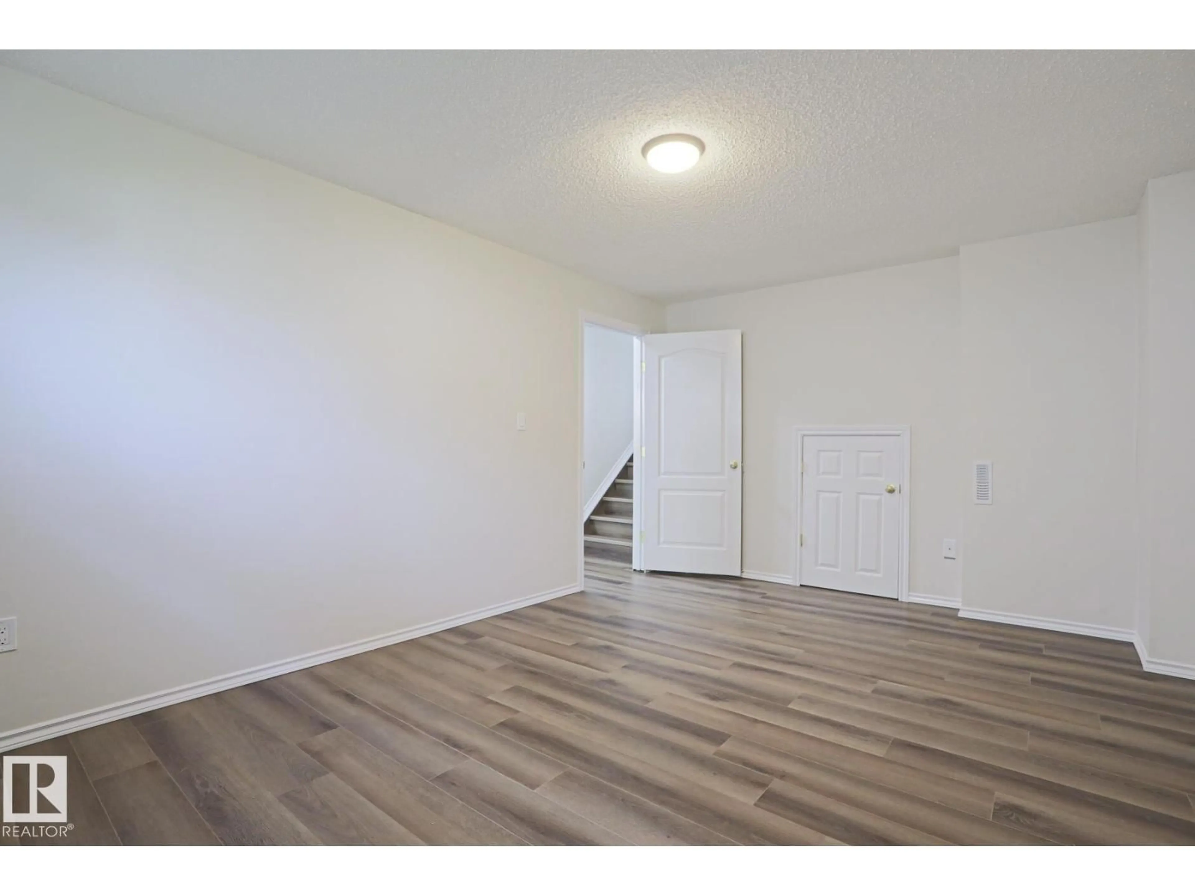 A pic of a room for NW - 1028 JAMES CR, Edmonton Alberta T6L6P6