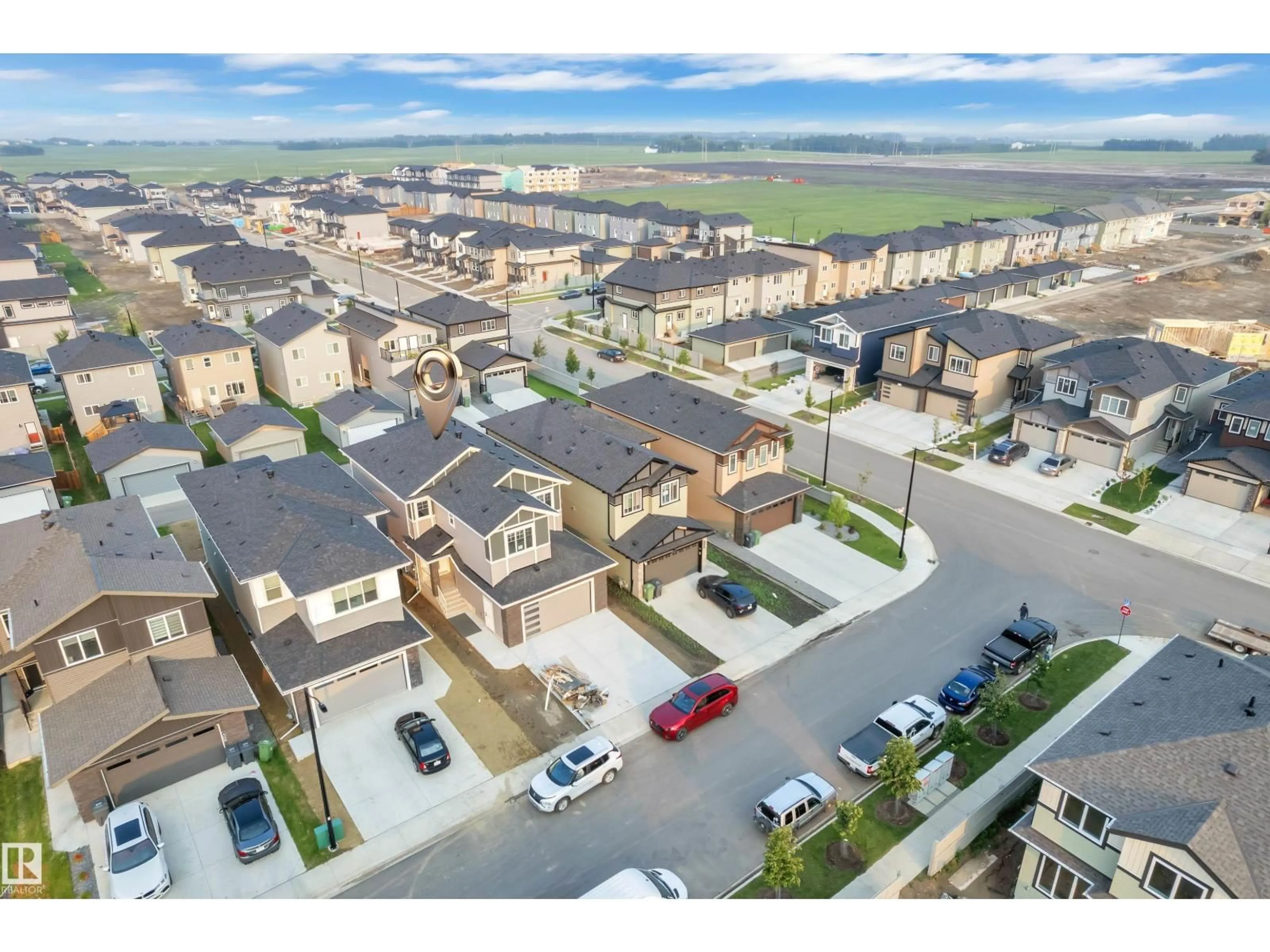 A pic from outside/outdoor area/front of a property/back of a property/a pic from drone, street for 4005 39 ST, Beaumont Alberta T6X3B5