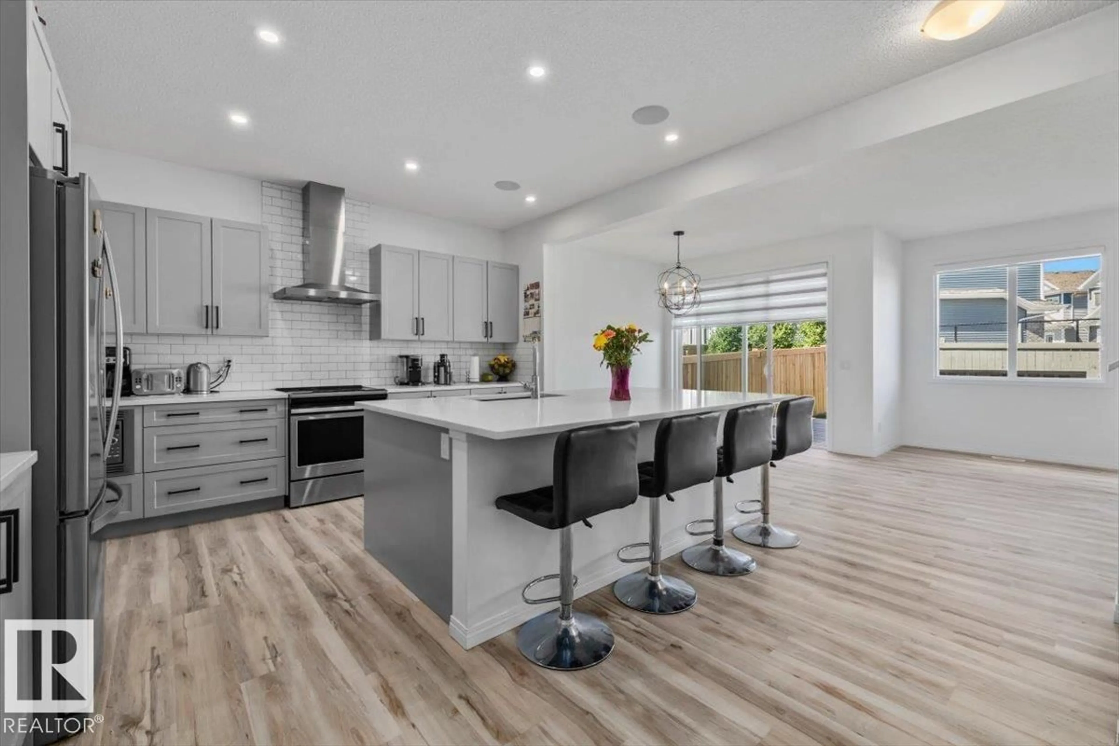 Open concept kitchen, ceramic/tile floor for NW - 13118 208A ST, Edmonton Alberta T5S0P1