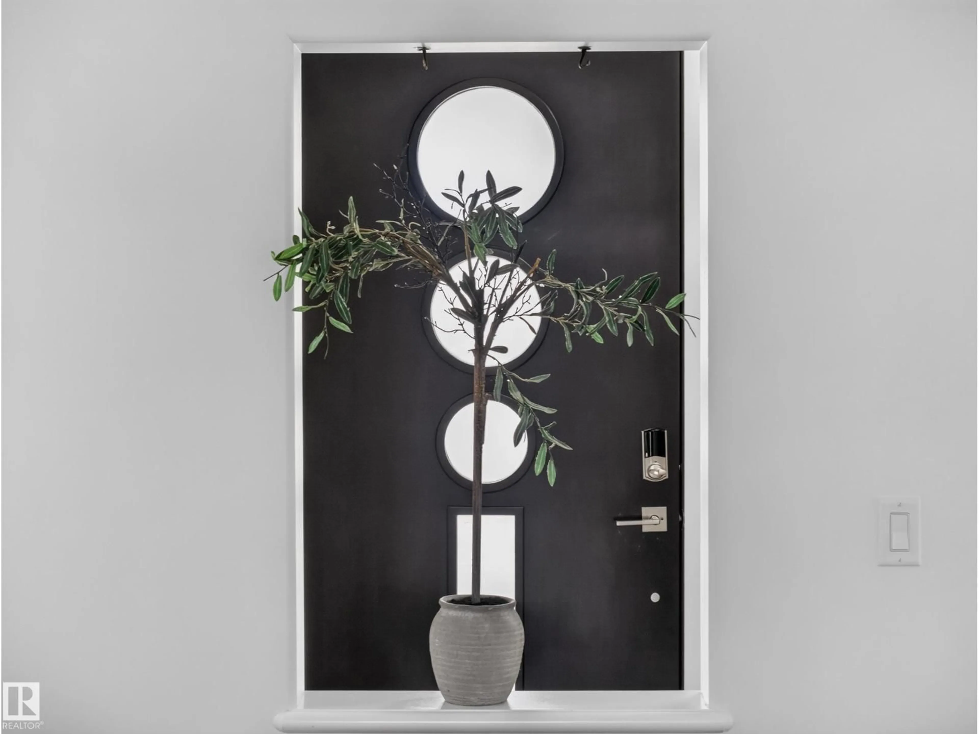 Indoor entryway for #59 - 10550 ELLERSLIE RD, Edmonton Alberta T6W0Y2
