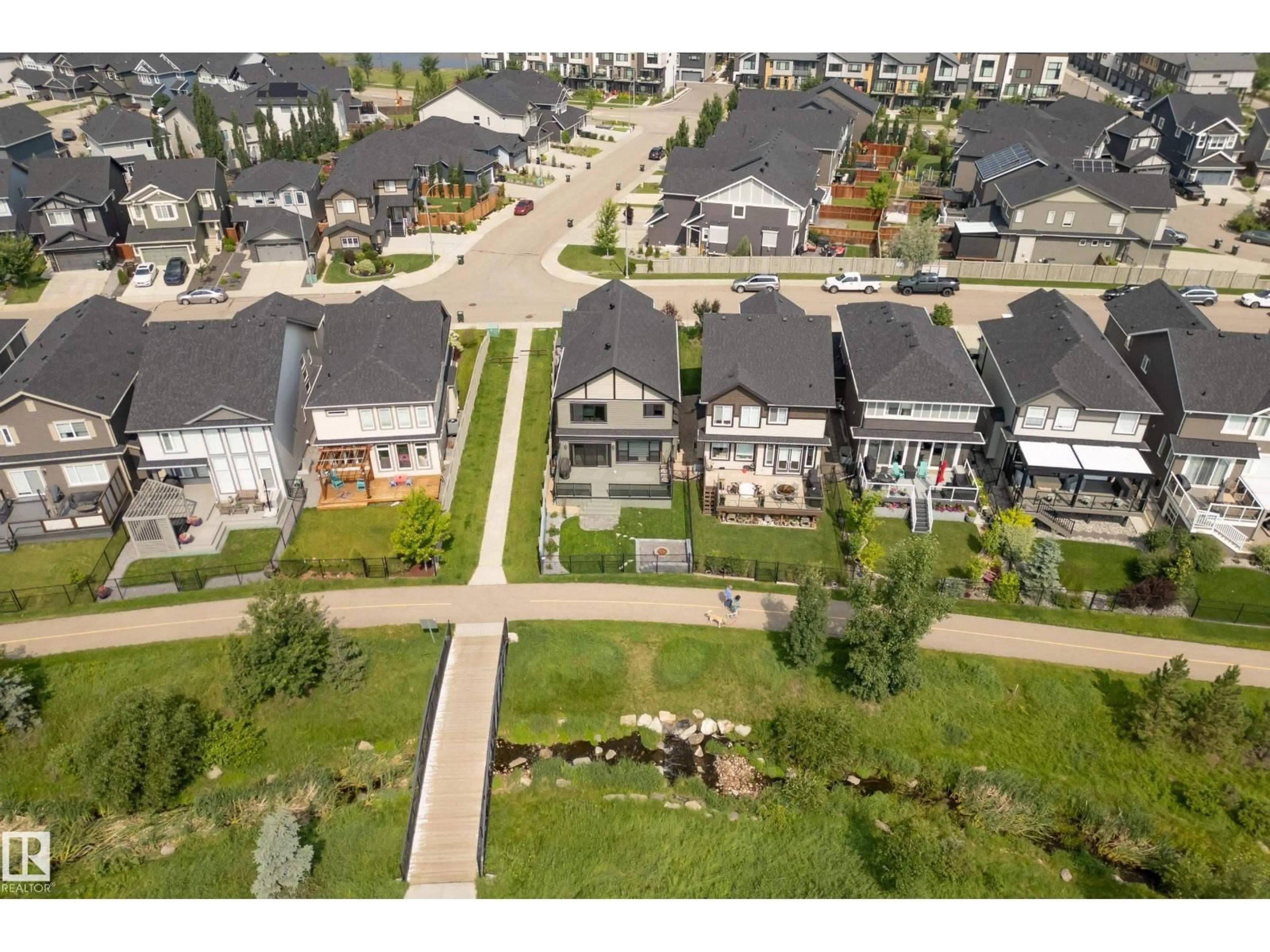 A pic from outside/outdoor area/front of a property/back of a property/a pic from drone, street for 53 AINSLEY WY, Sherwood Park Alberta T8H1A1