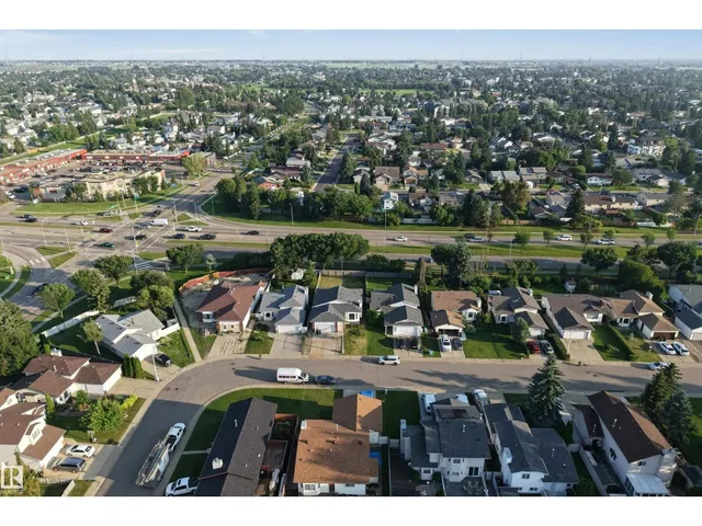 NW - 17513 65 ST, Edmonton 5