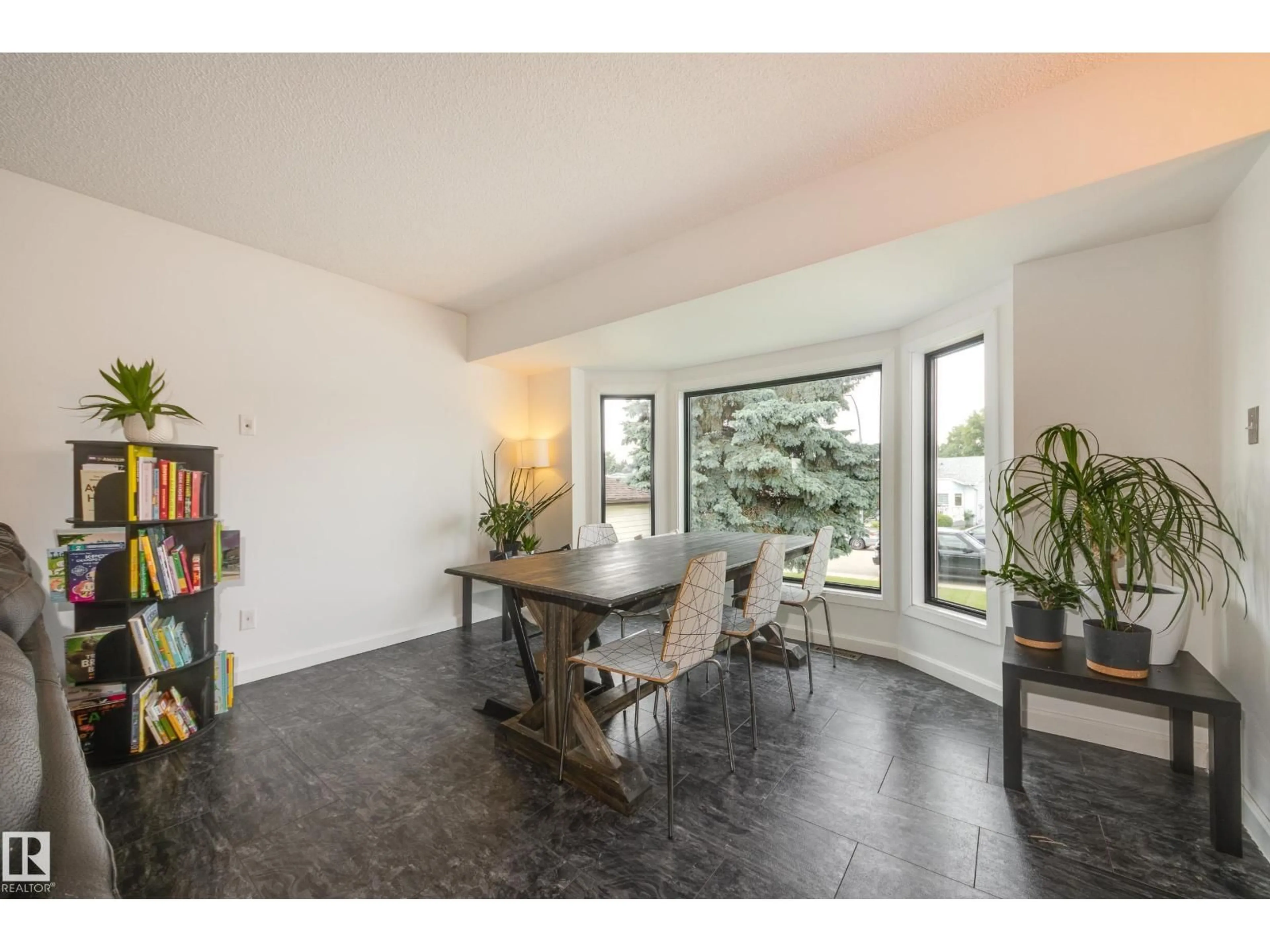 Dining room, unknown for NW - 1123 48 ST, Edmonton Alberta T6L5V1