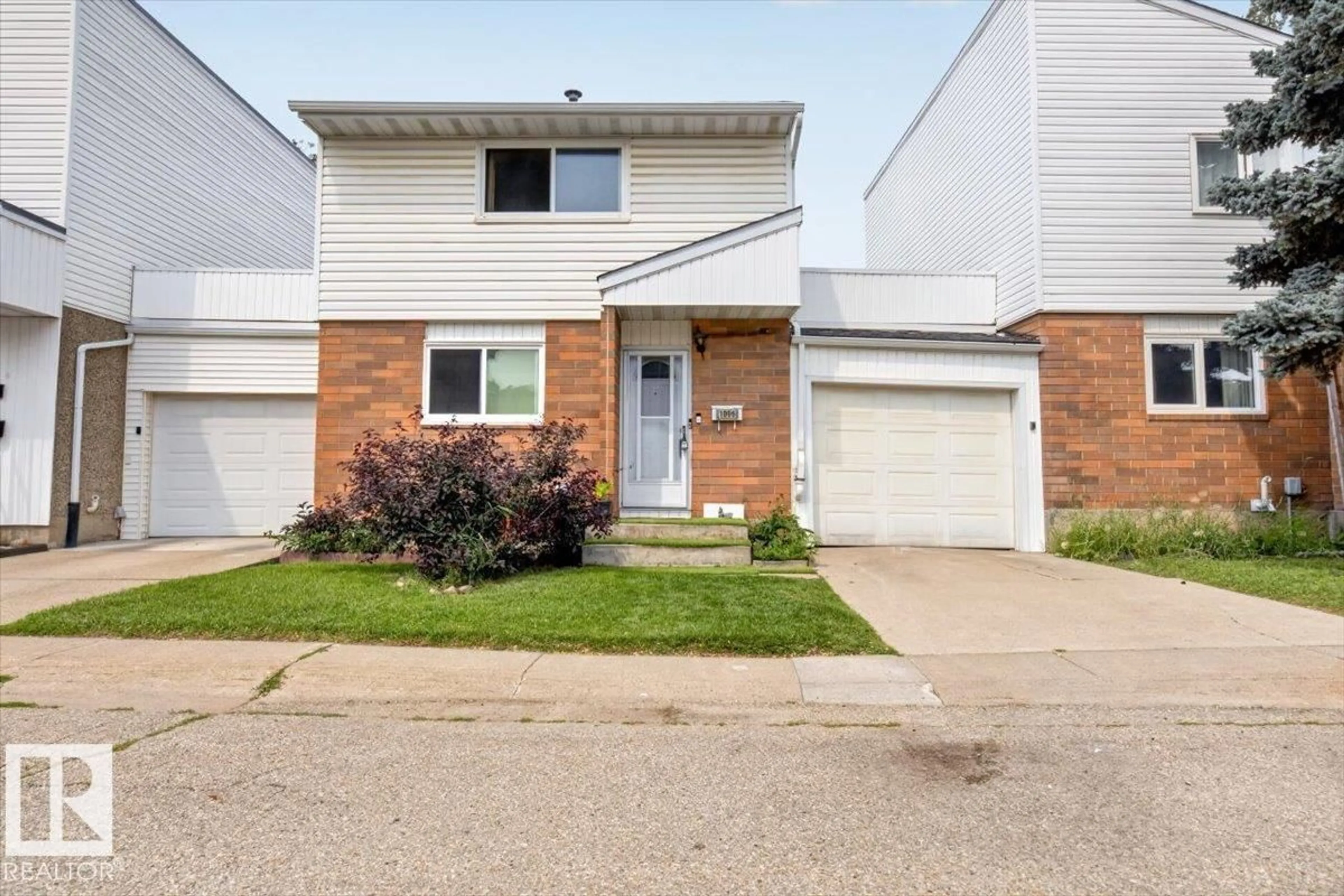 Unknown for 1096 MILLBOURNE RD E NW, Edmonton Alberta T6K1W1