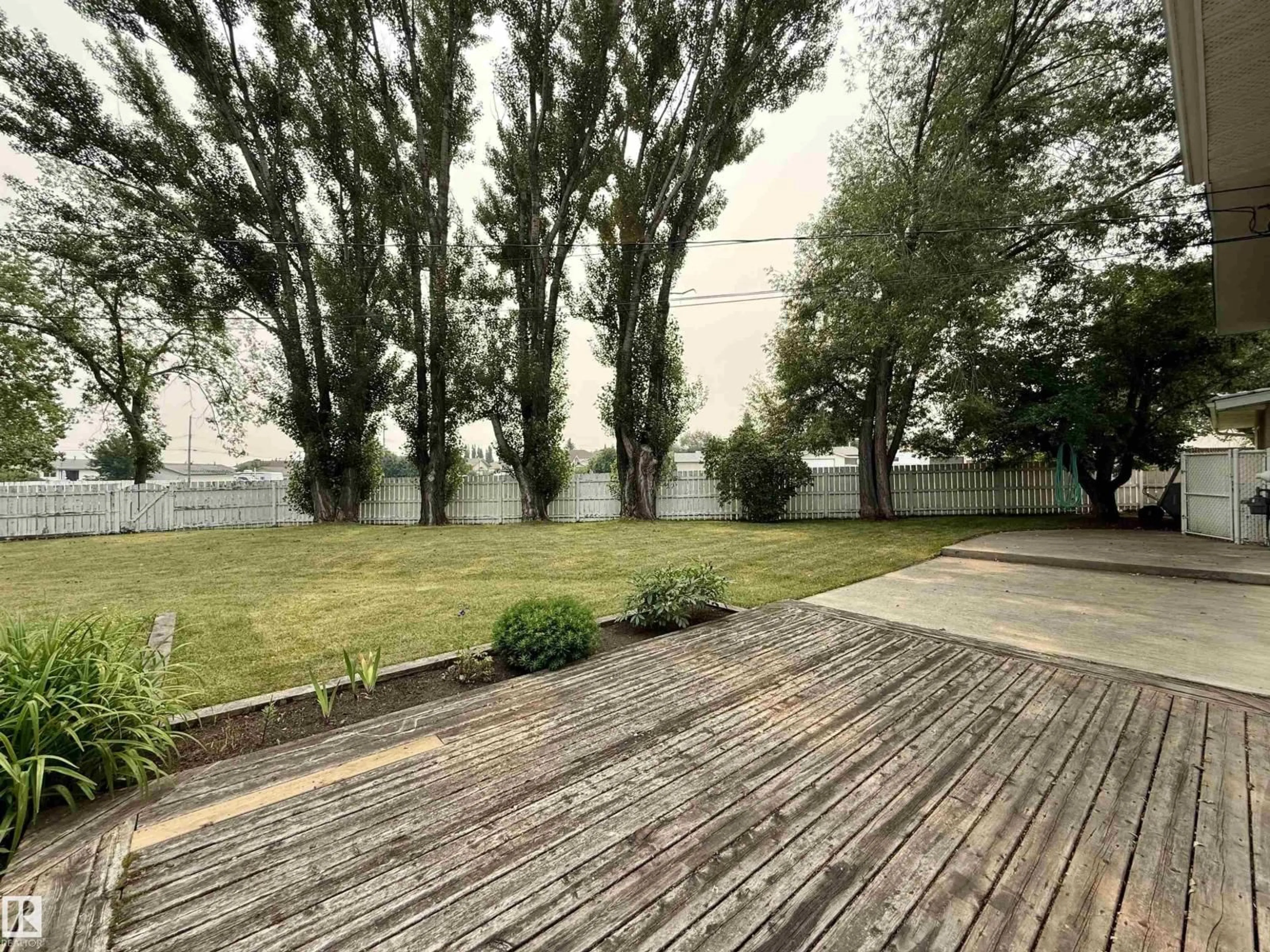 Patio, forest/trees view for 4705 43A ST, Drayton Valley Alberta T7A1H1