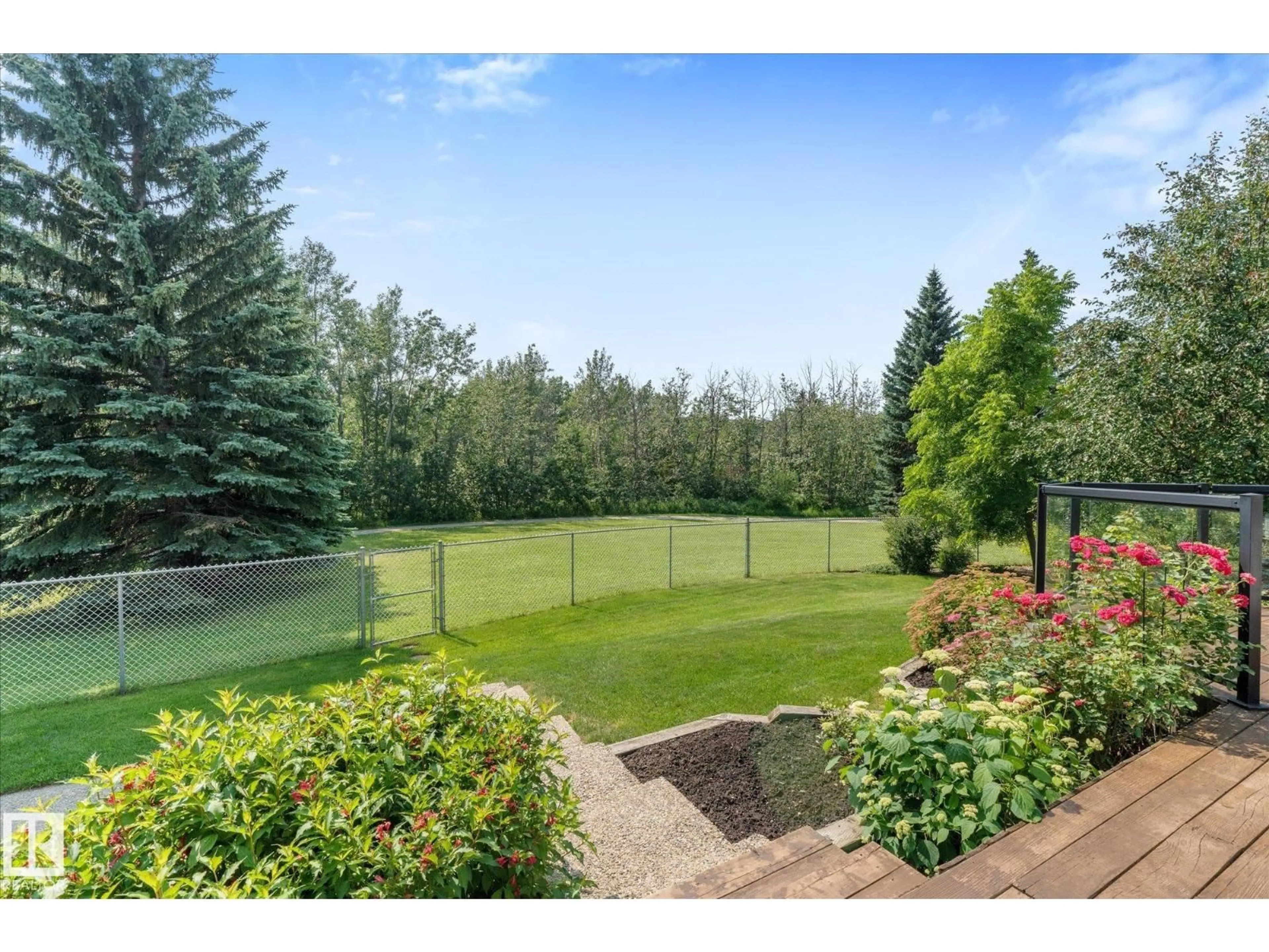 Patio, water/lake/river/ocean view for 136 WESTRIDGE CR, Spruce Grove Alberta T7X3C8