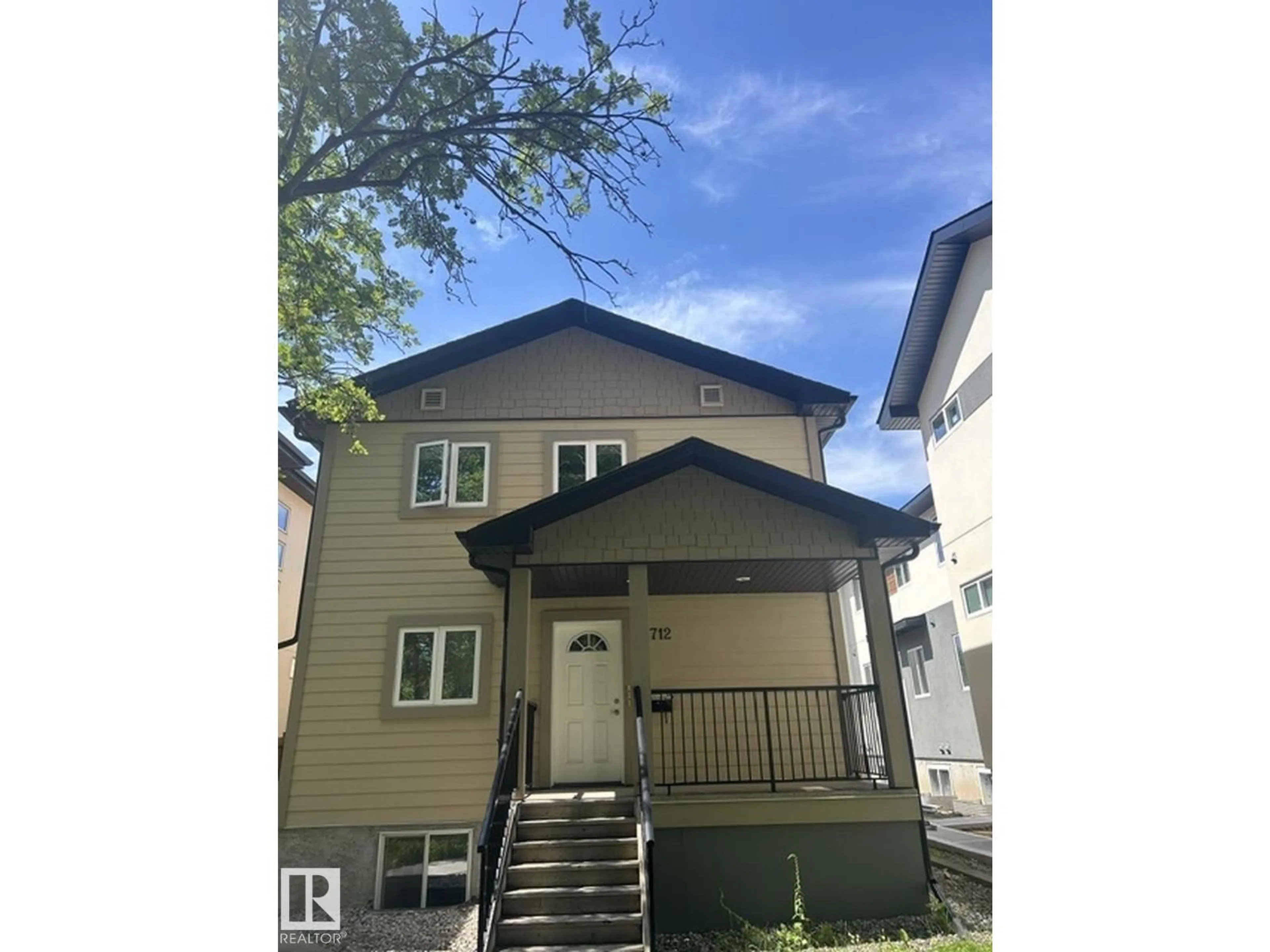 Unknown for NW - 7712 110 ST, Edmonton Alberta T6G1G1