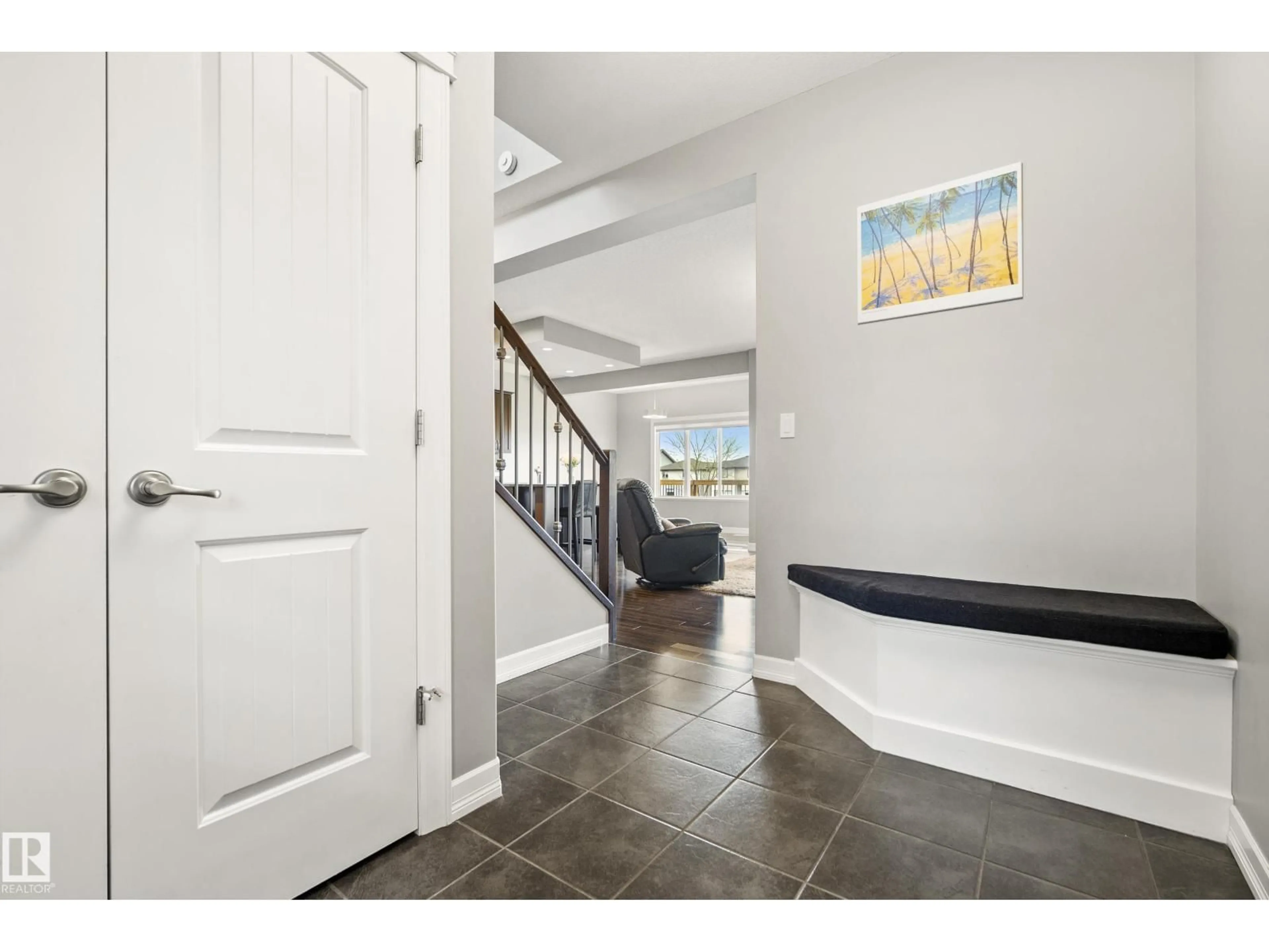 Indoor entryway for 1455 HAYS WY, Edmonton Alberta T6M0M4
