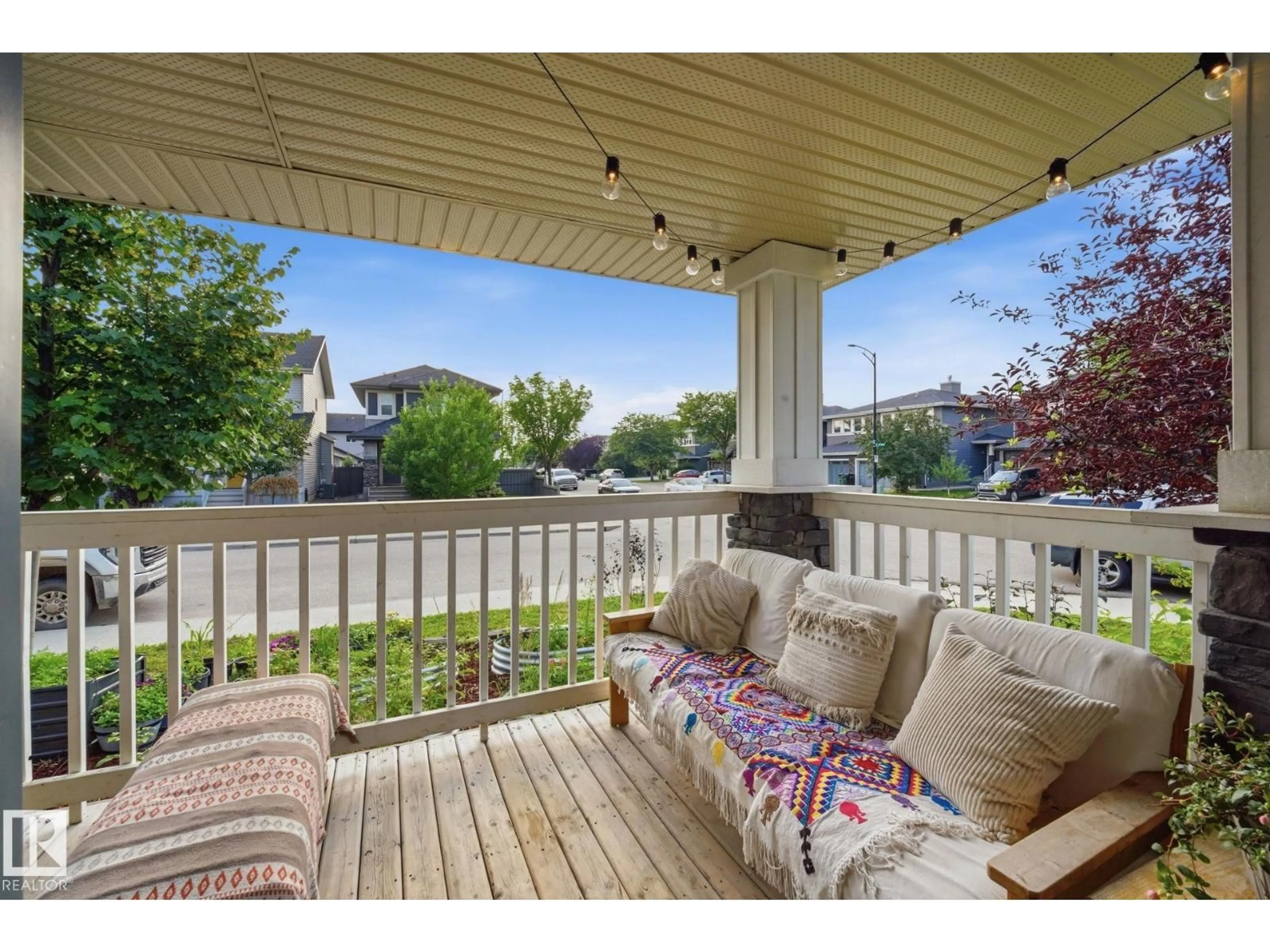 Patio, water/lake/river/ocean view for 17621 10 AV SW, Edmonton Alberta T6W1Z9