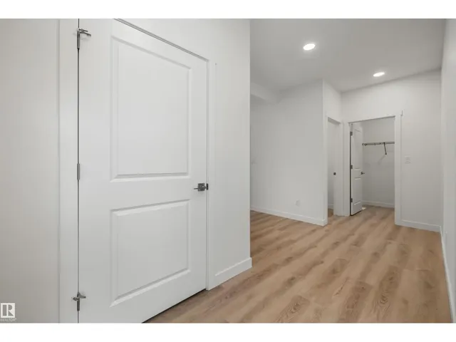 1315 11 AV, Edmonton 3