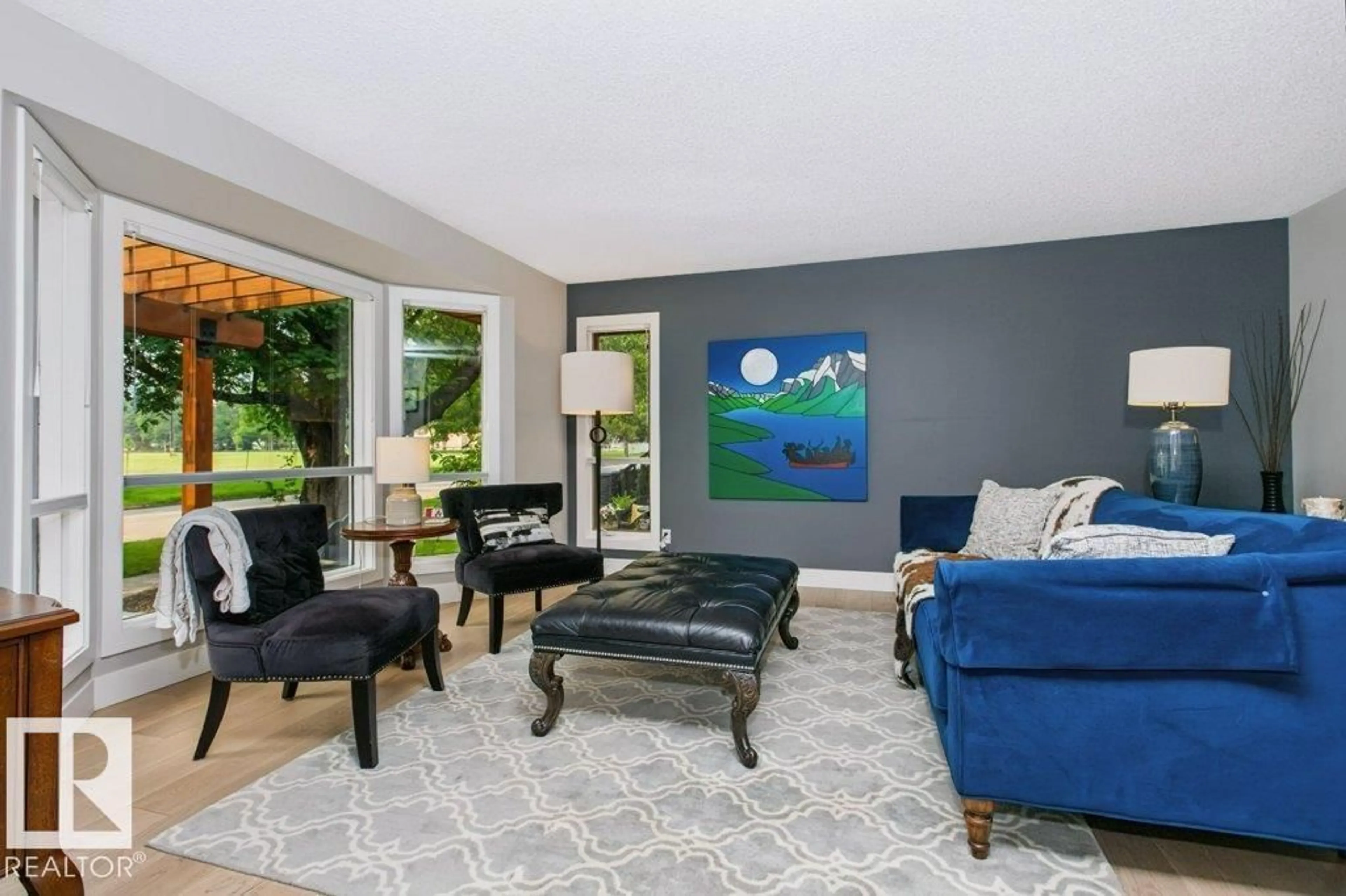 Living room with furniture, unknown for NW - 9607 101 ST, Edmonton Alberta T5K0W7
