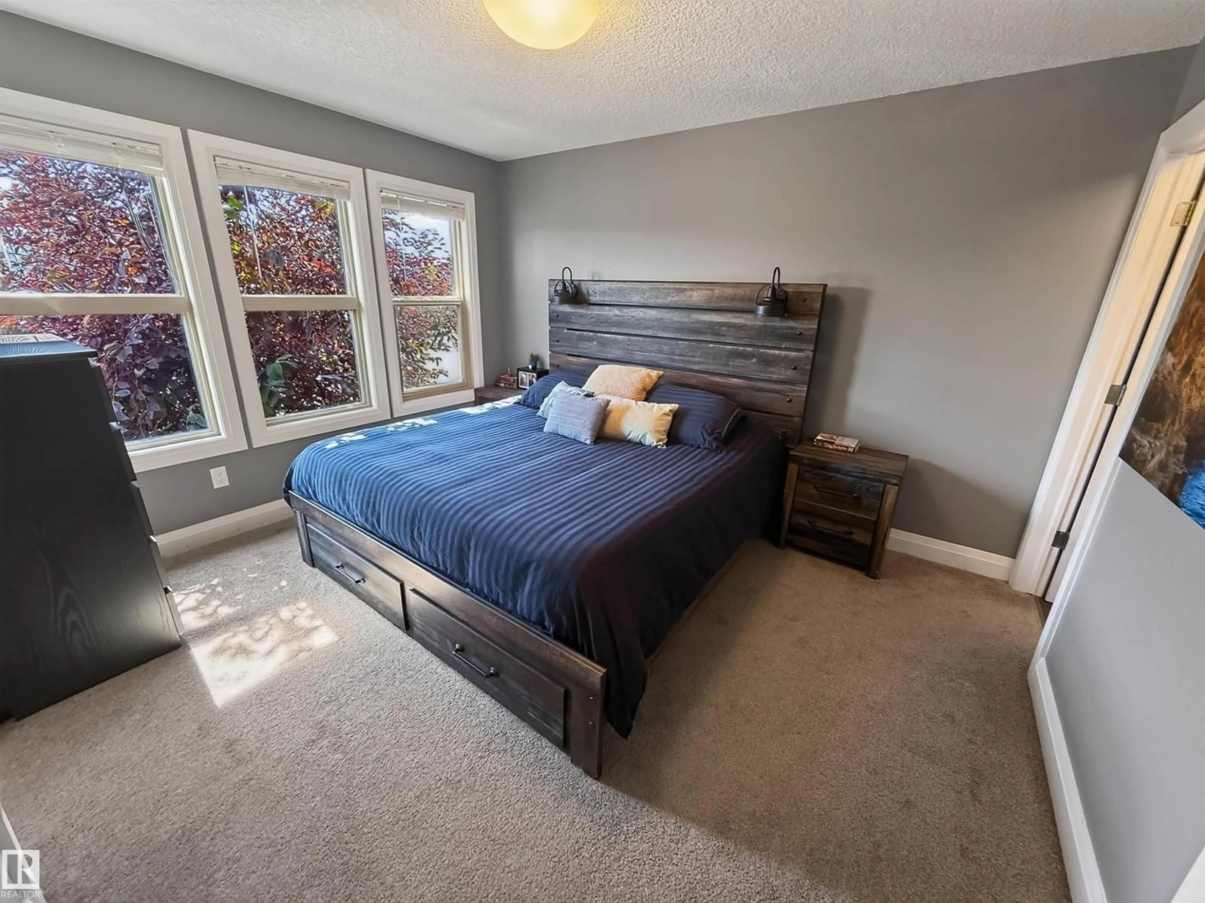 Bedroom with bed, unknown for 124 GILMORE WY, Spruce Grove Alberta T7X0M5
