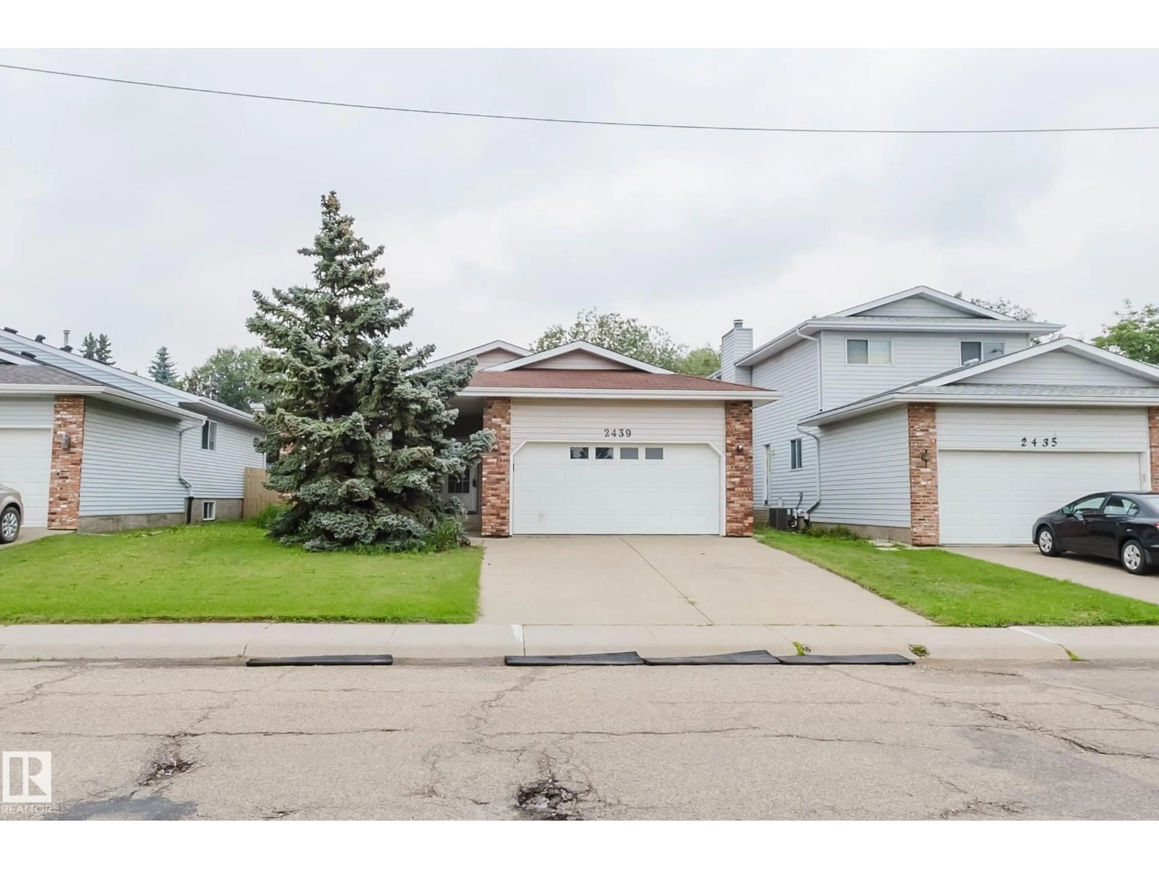 Unknown for NW - 2439 112 ST, Edmonton Alberta T6J4N7