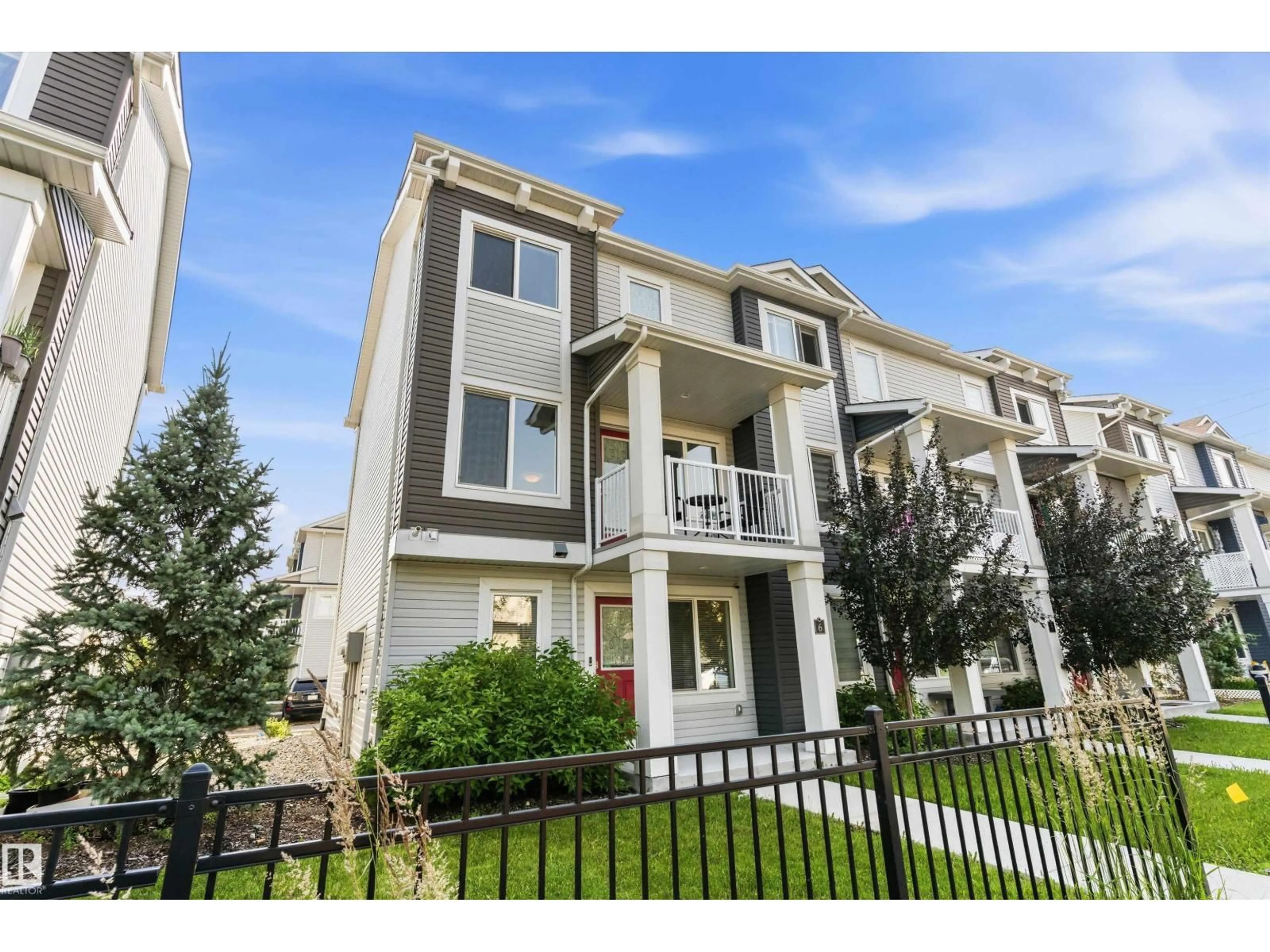 Home with vinyl exterior material, unknown for #6 - 16335 84 ST, Edmonton Alberta T5Z0S1
