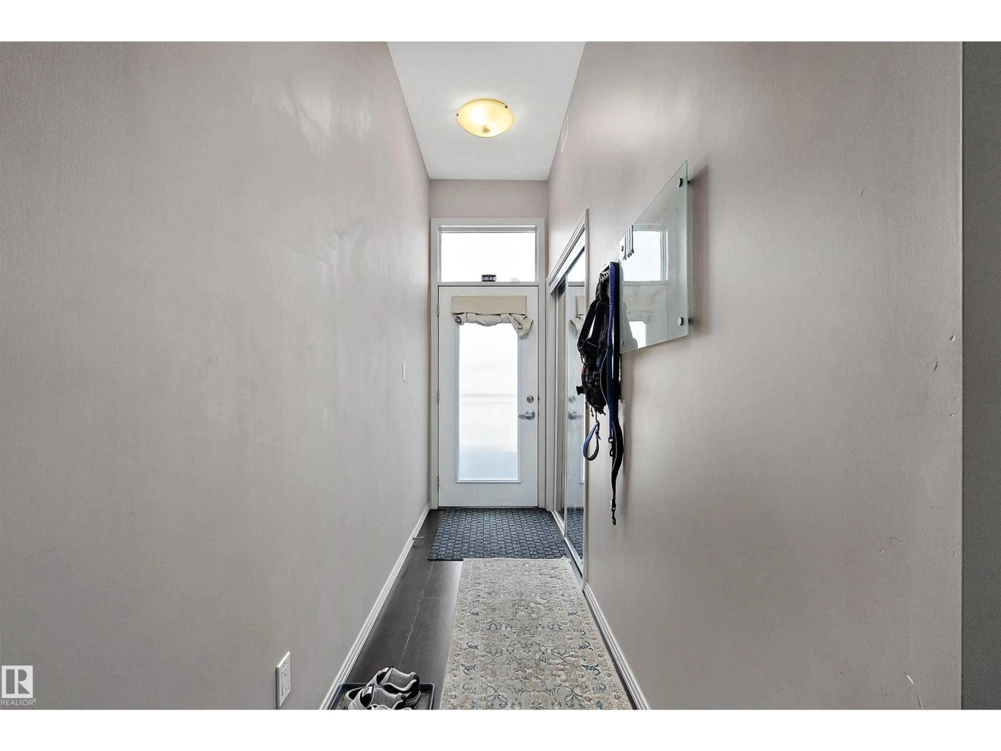 Indoor entryway for NW - 713 10503 98 AV, Edmonton Alberta T5K0B2