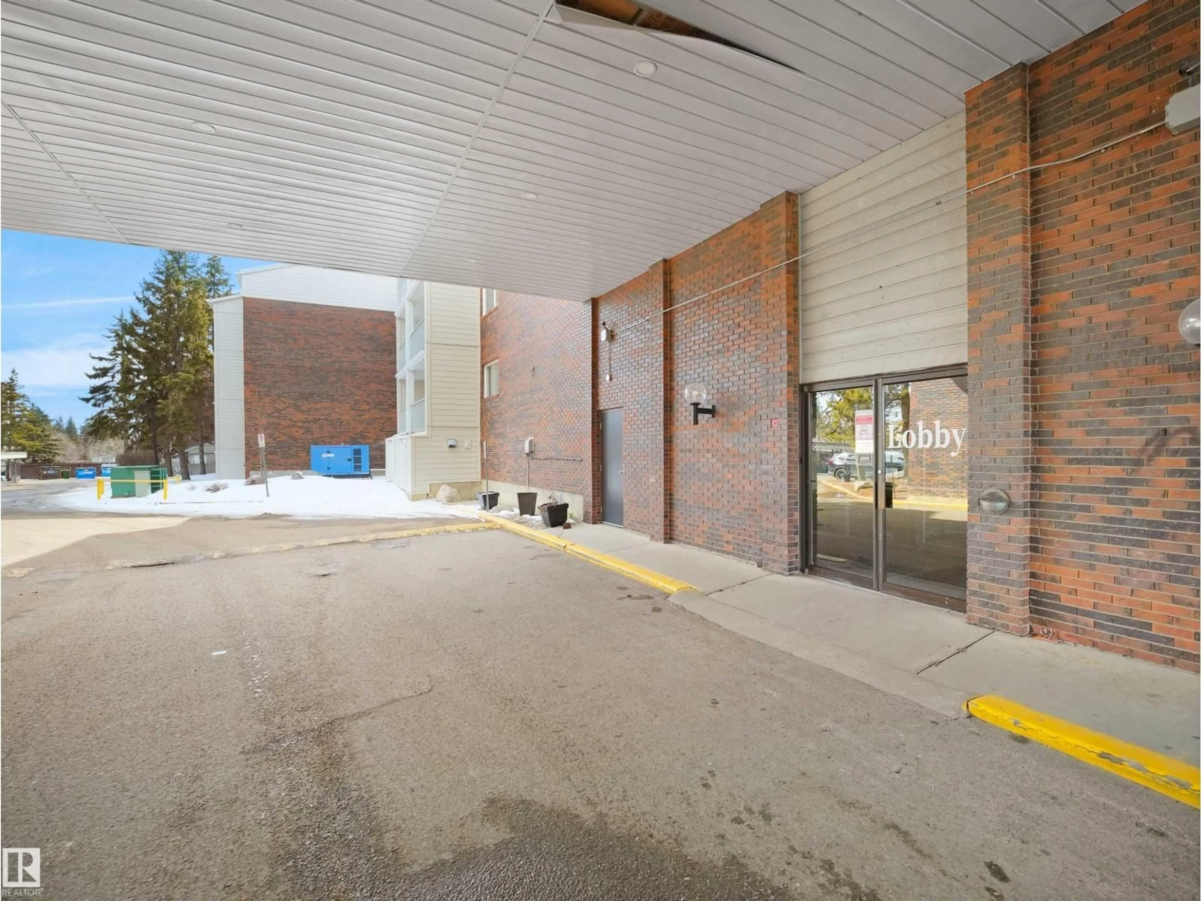 Indoor foyer for 428 - 4404 122 ST, Edmonton Alberta T6J4A9
