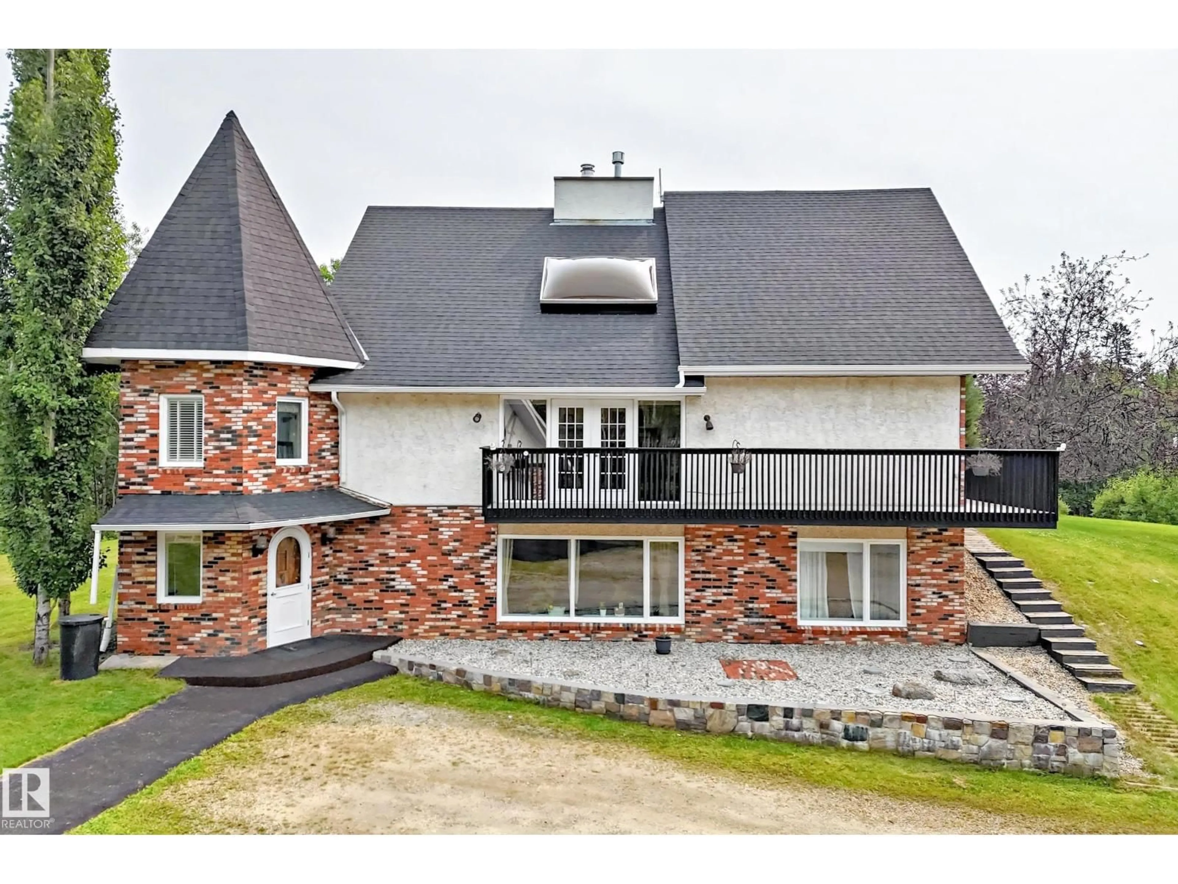 Home with brick exterior material, building for 51313 - 122 RGE ROAD 231 RGE ROAD, Rural Strathcona County Alberta T8B1K7