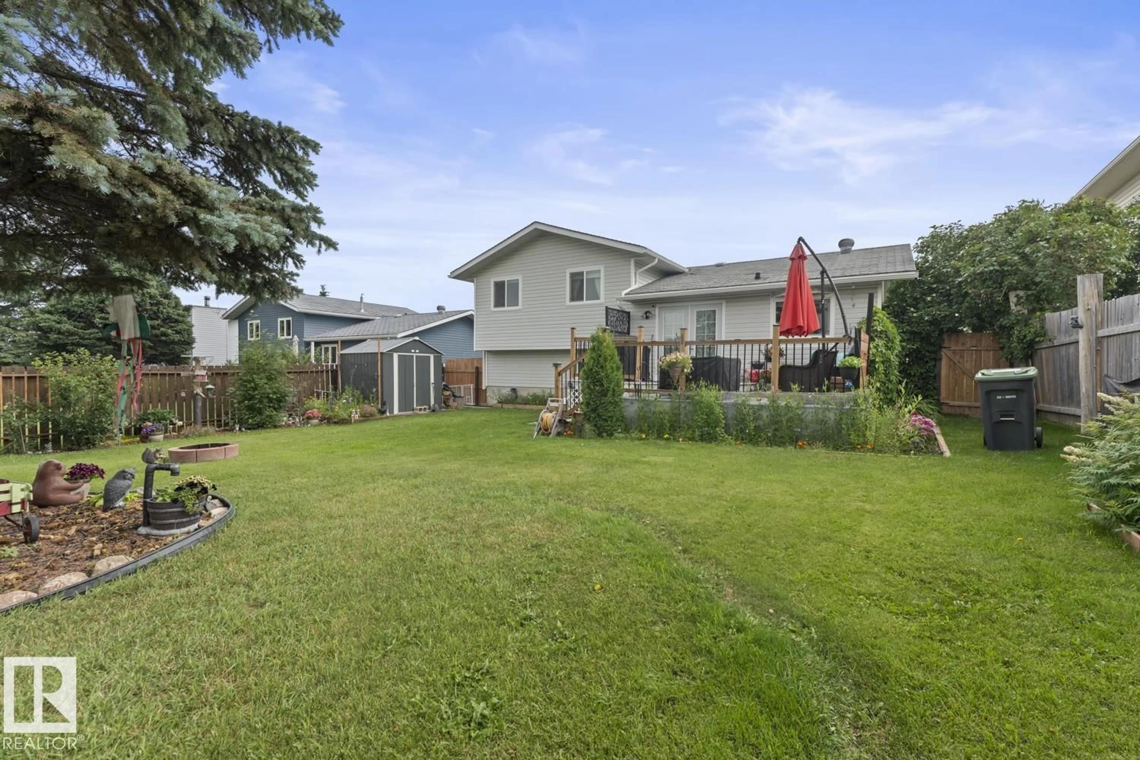 A pic from outside/outdoor area/front of a property/back of a property/a pic from drone, unknown for 1303 12 ST, Cold Lake Alberta T9M1L1