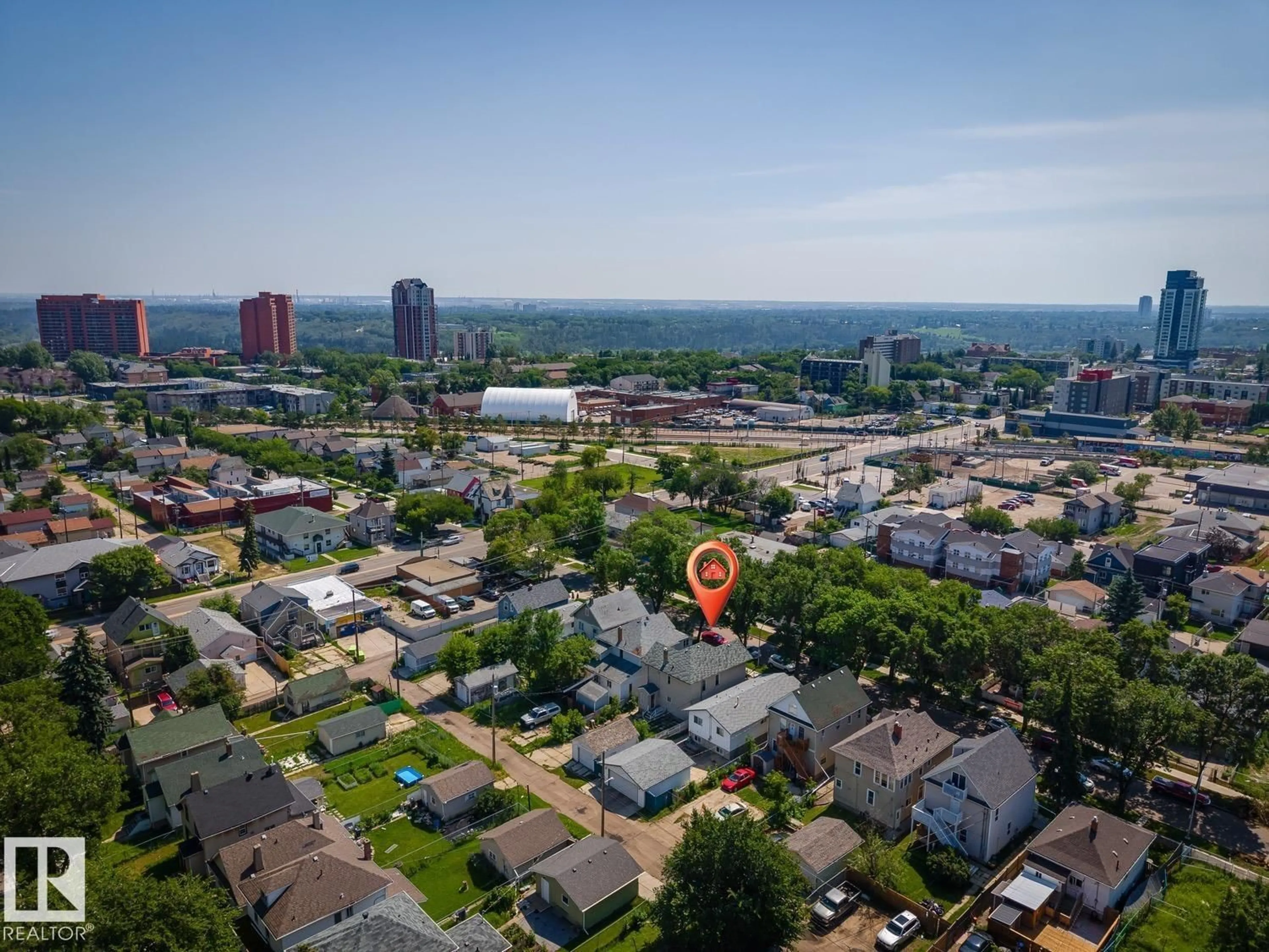 A pic from outside/outdoor area/front of a property/back of a property/a pic from drone, city buildings view from balcony for 9526 106A AV NW, Edmonton Alberta T5H0S8
