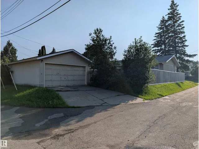 9325 168 ST, Edmonton 3