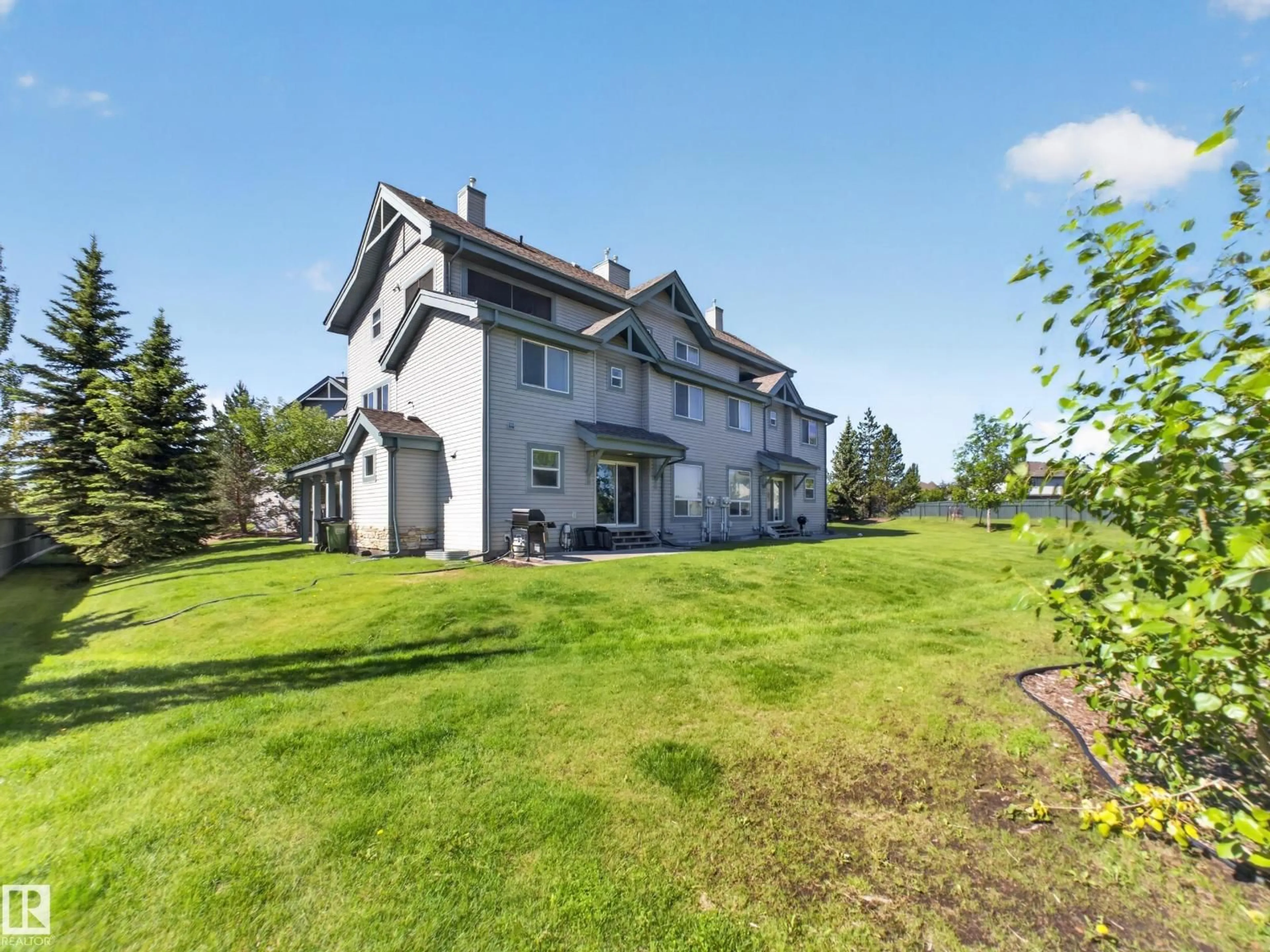 A pic from outside/outdoor area/front of a property/back of a property/a pic from drone, unknown for #44 - 12050 17 AV, Edmonton Alberta T6L1X4
