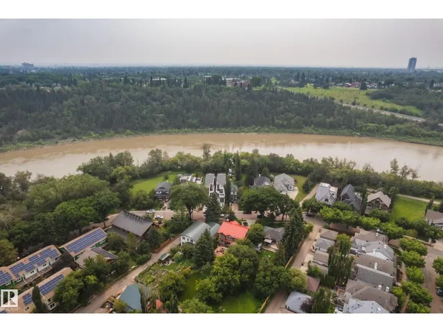 NW - 9919 87 ST, Edmonton 5