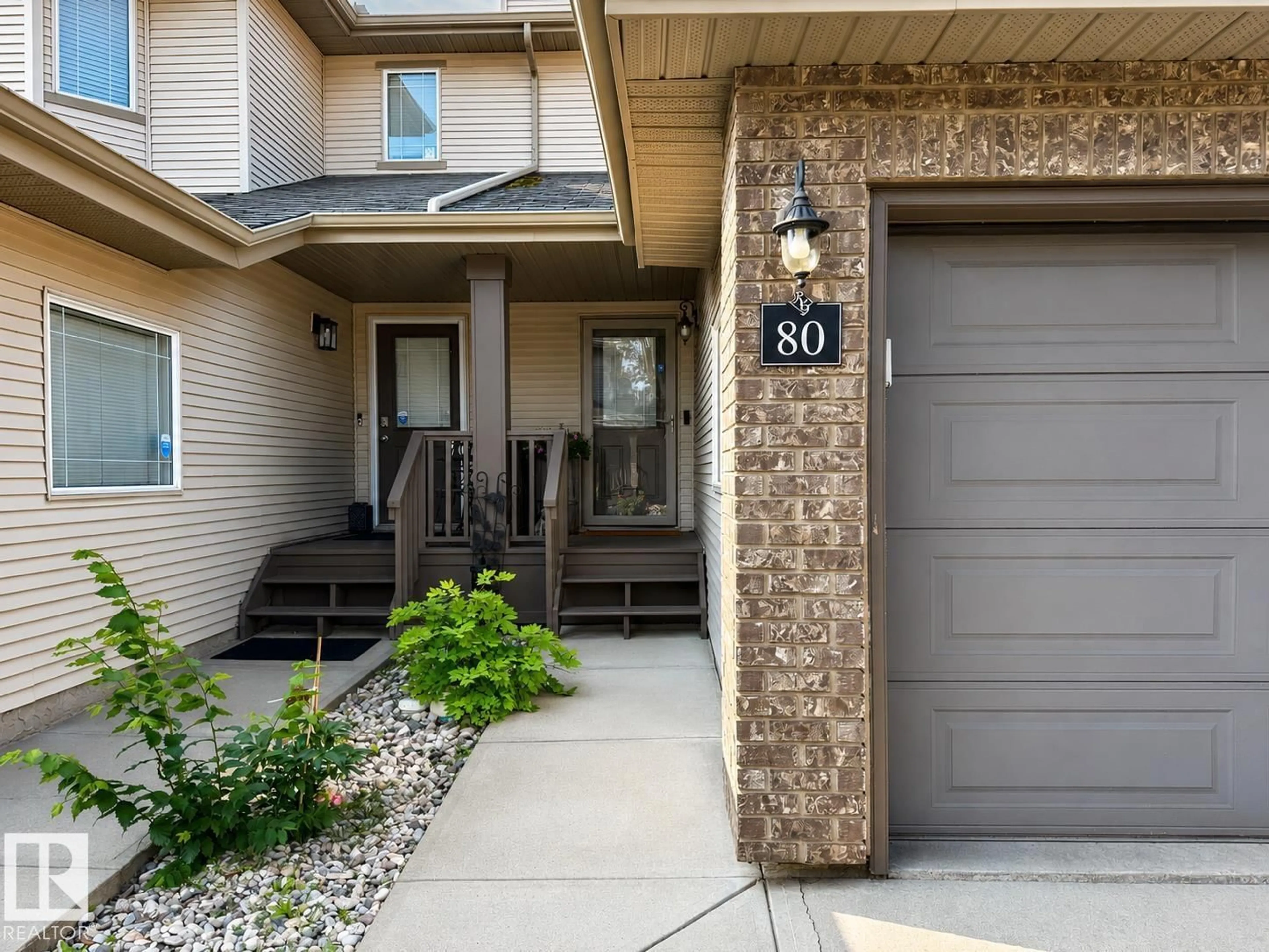 Indoor entryway for 155 - 80 CROCUS CR, Sherwood Park Alberta T8H2M4