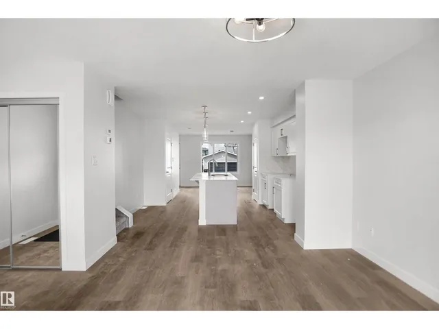 21354 128A AV, Edmonton 5