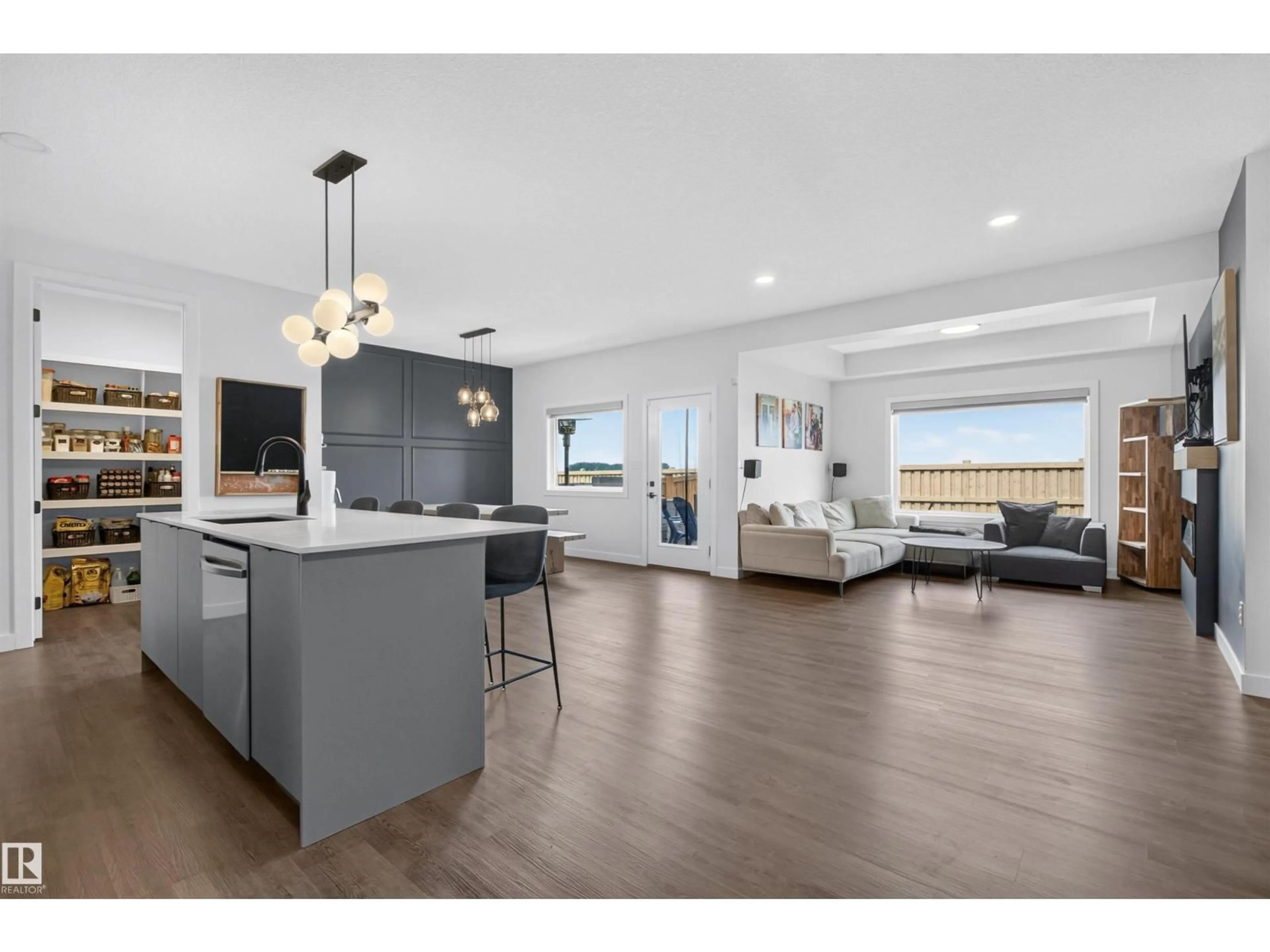 Open concept kitchen, unknown for 48 EDGEFIELD WY, St. Albert Alberta T8N8A1
