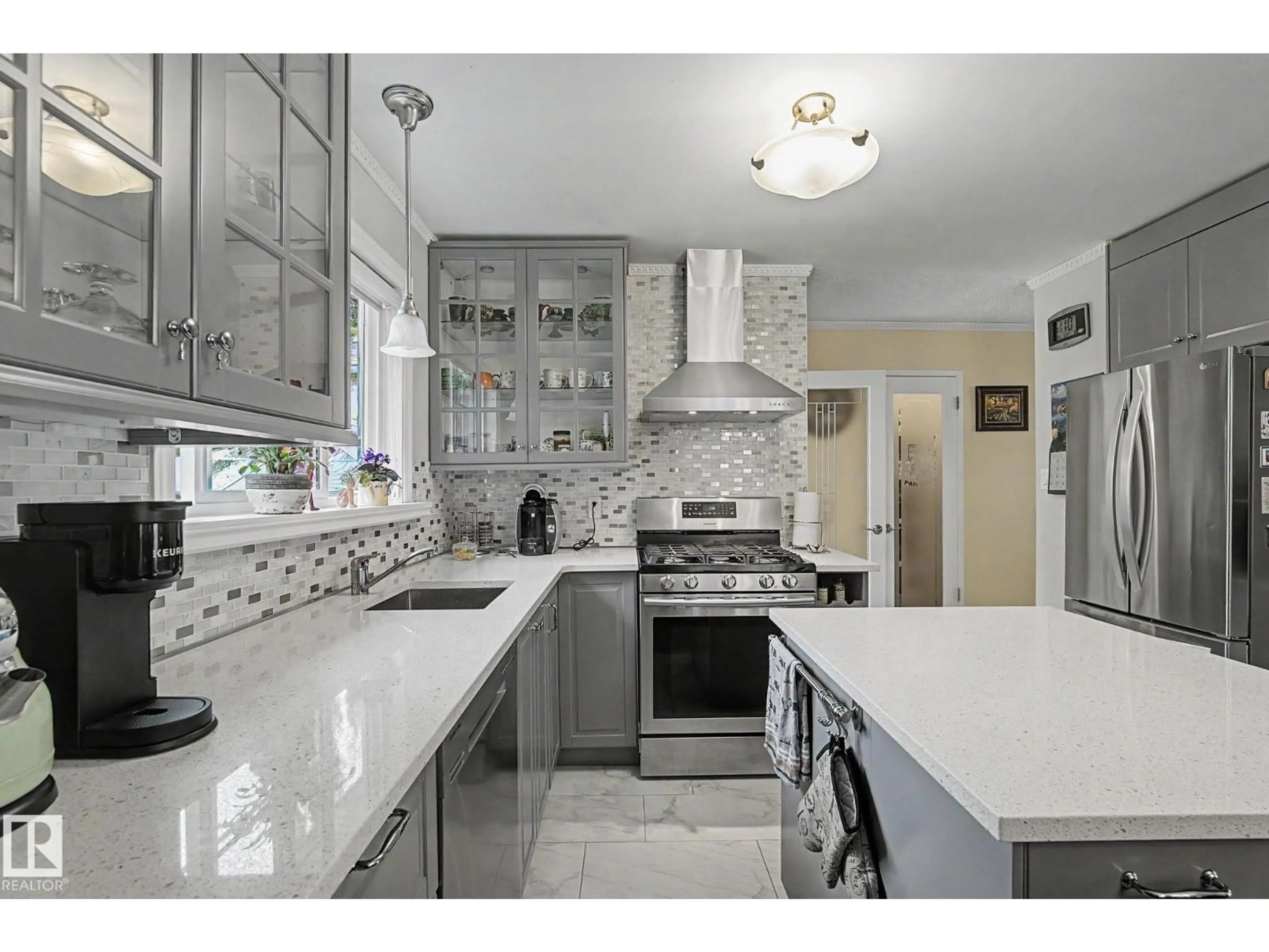 Contemporary kitchen, ceramic/tile floor for NW - 11638 123 ST, Edmonton Alberta T5M0G6