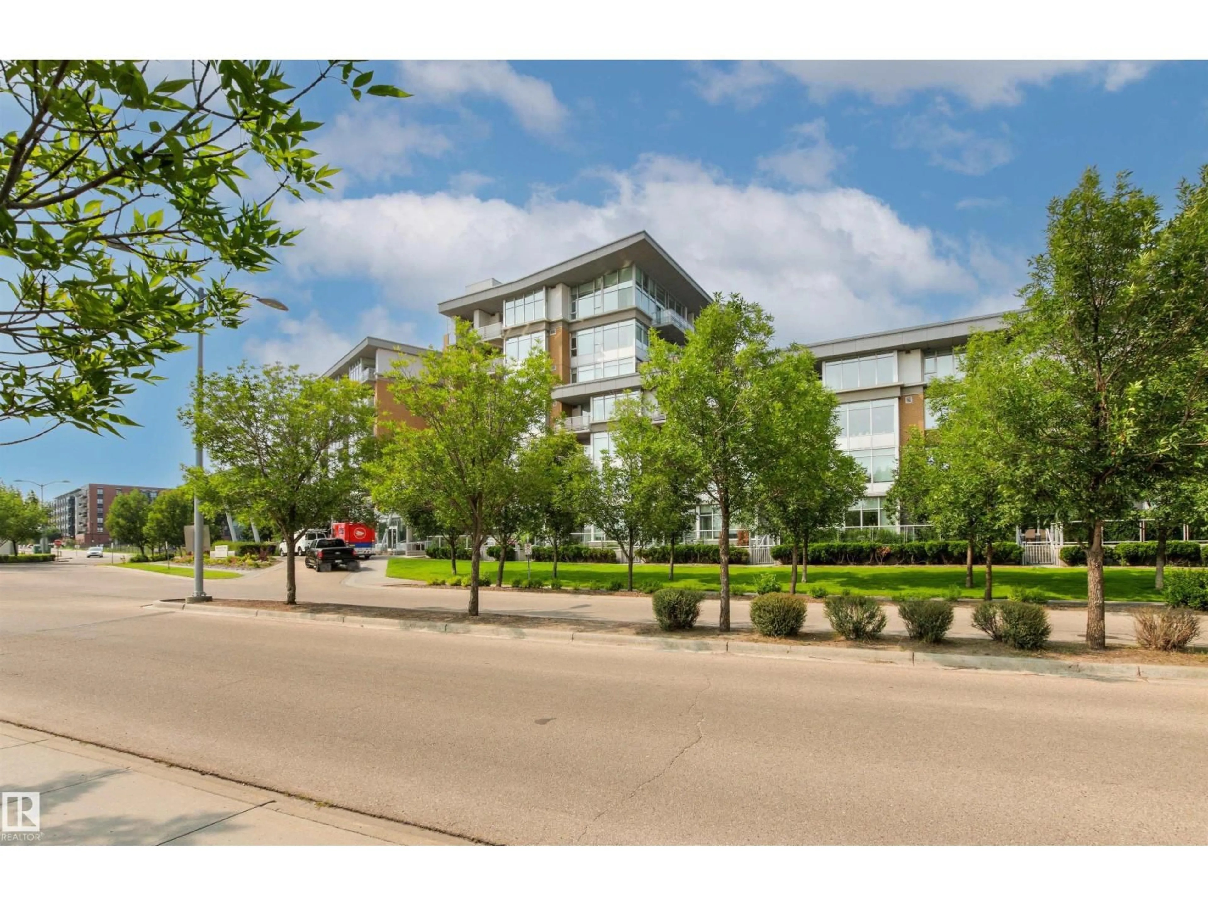 Blurry image for #406 - 2504 109 ST, Edmonton Alberta T6J2H3
