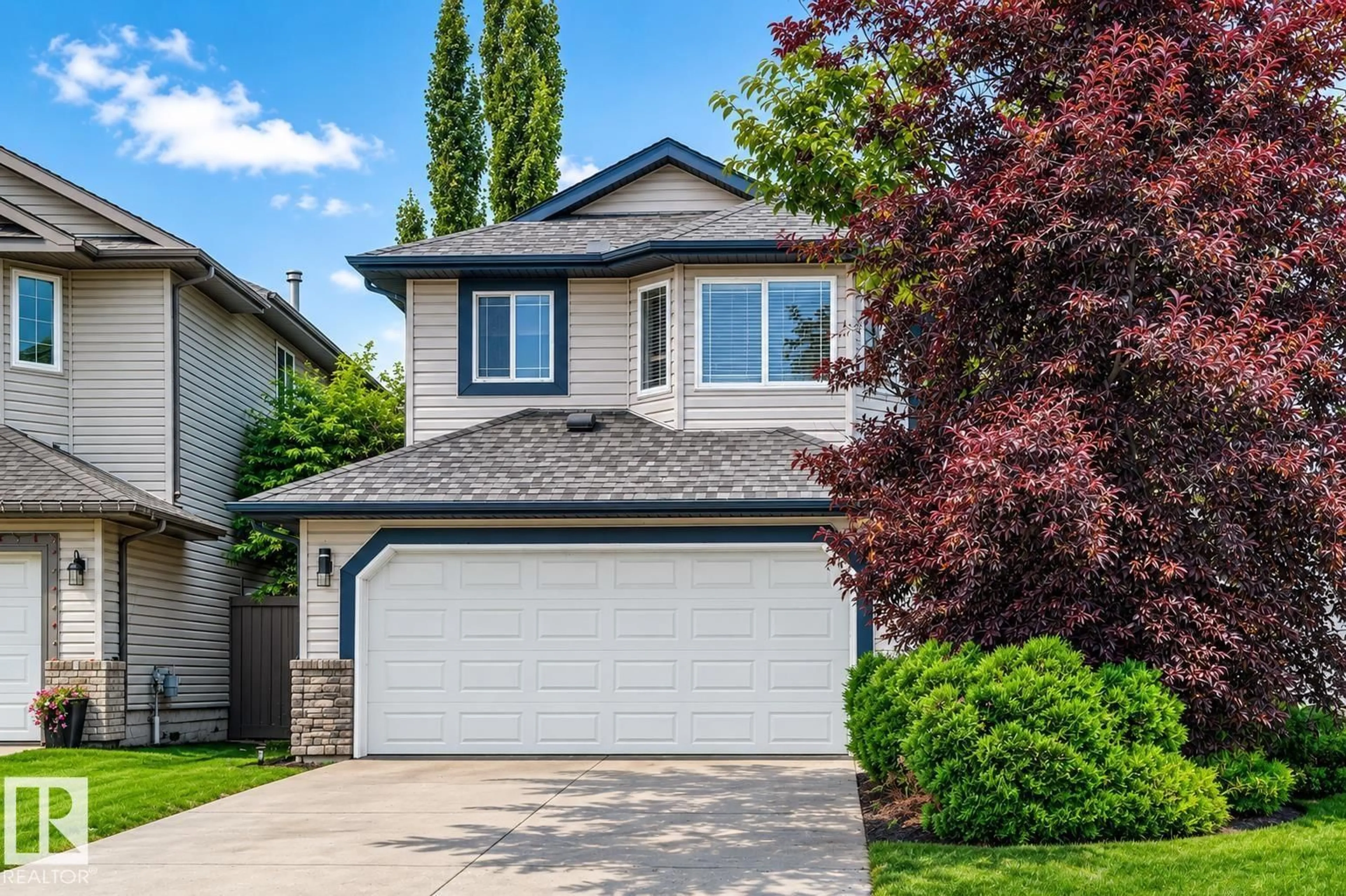 Home with vinyl exterior material, street for 1524 BRECKENRIDGE CL, Edmonton Alberta T5T6R7