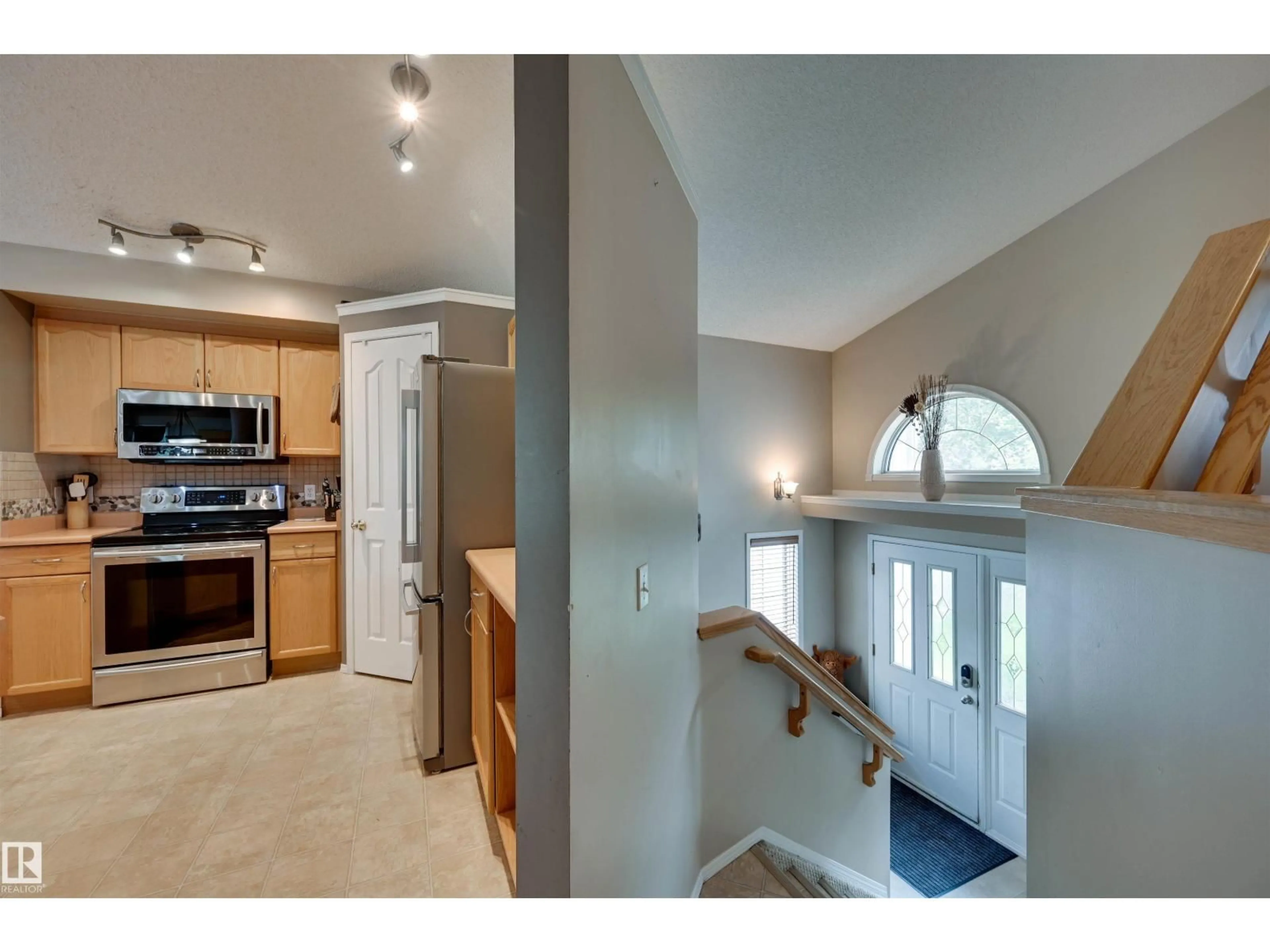 Unknown for 1524 BRECKENRIDGE CL, Edmonton Alberta T5T6R7