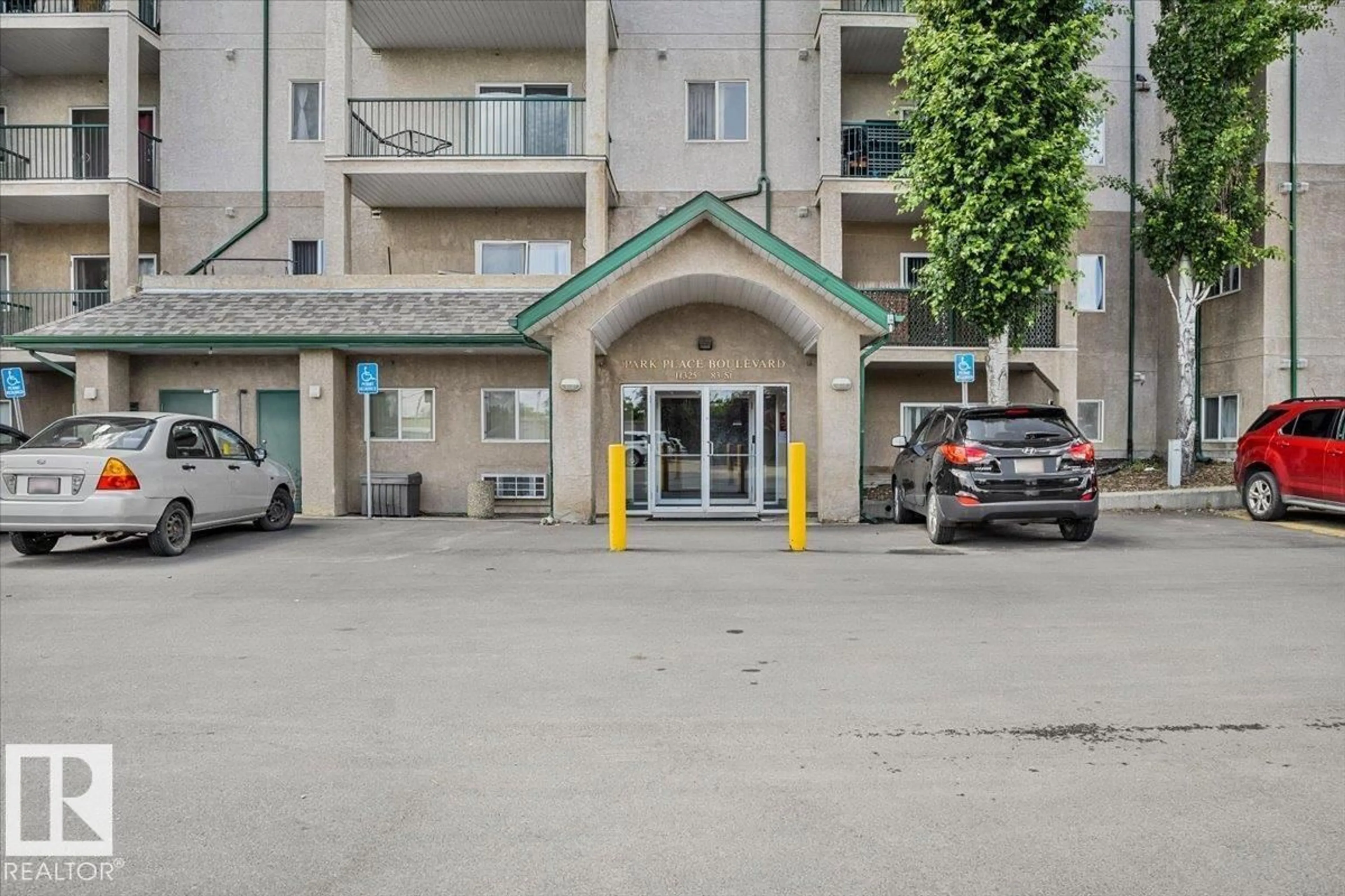 Unknown for 130 - 11325 83 ST, Edmonton Alberta T5B4W5