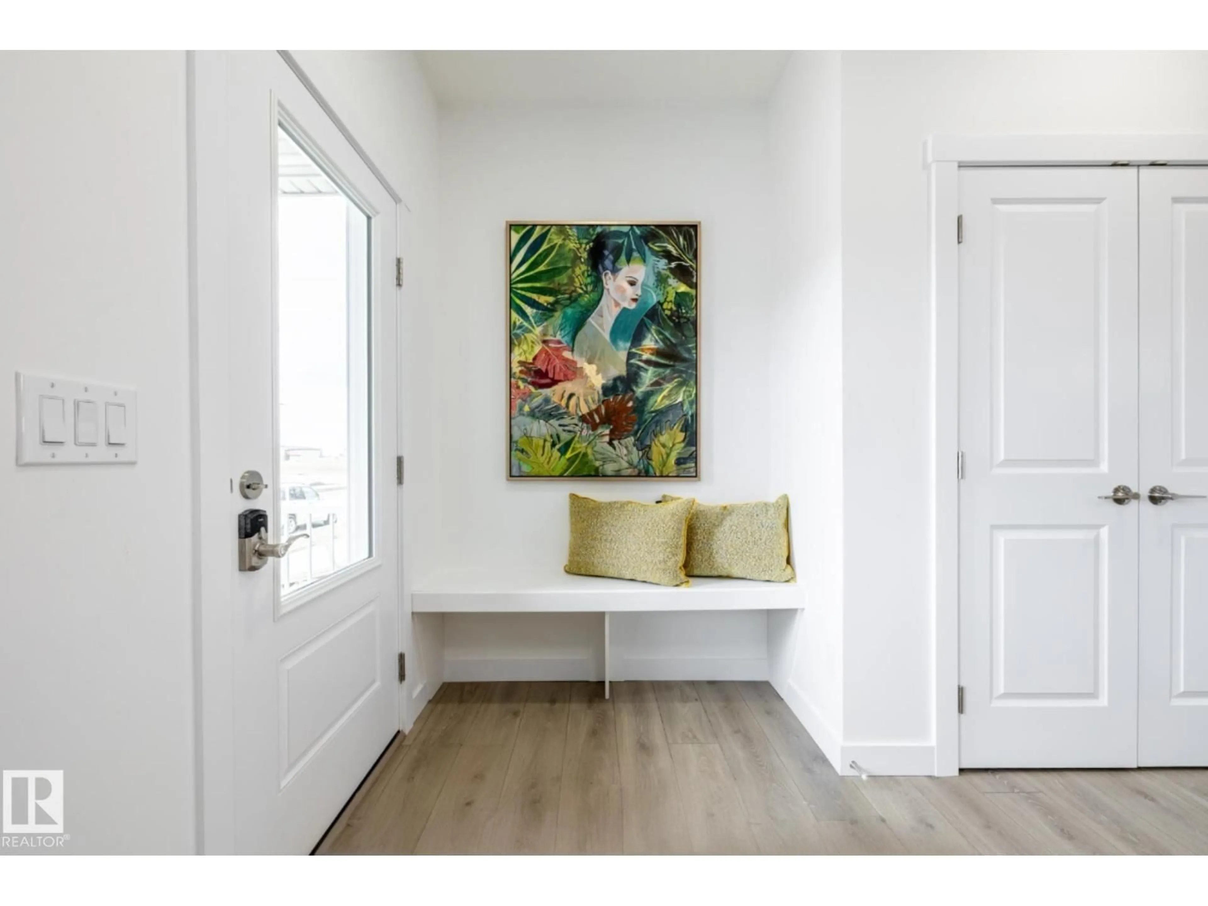 Indoor entryway for 251 ELLIOTT WD, Fort Saskatchewan Alberta T8L4E8