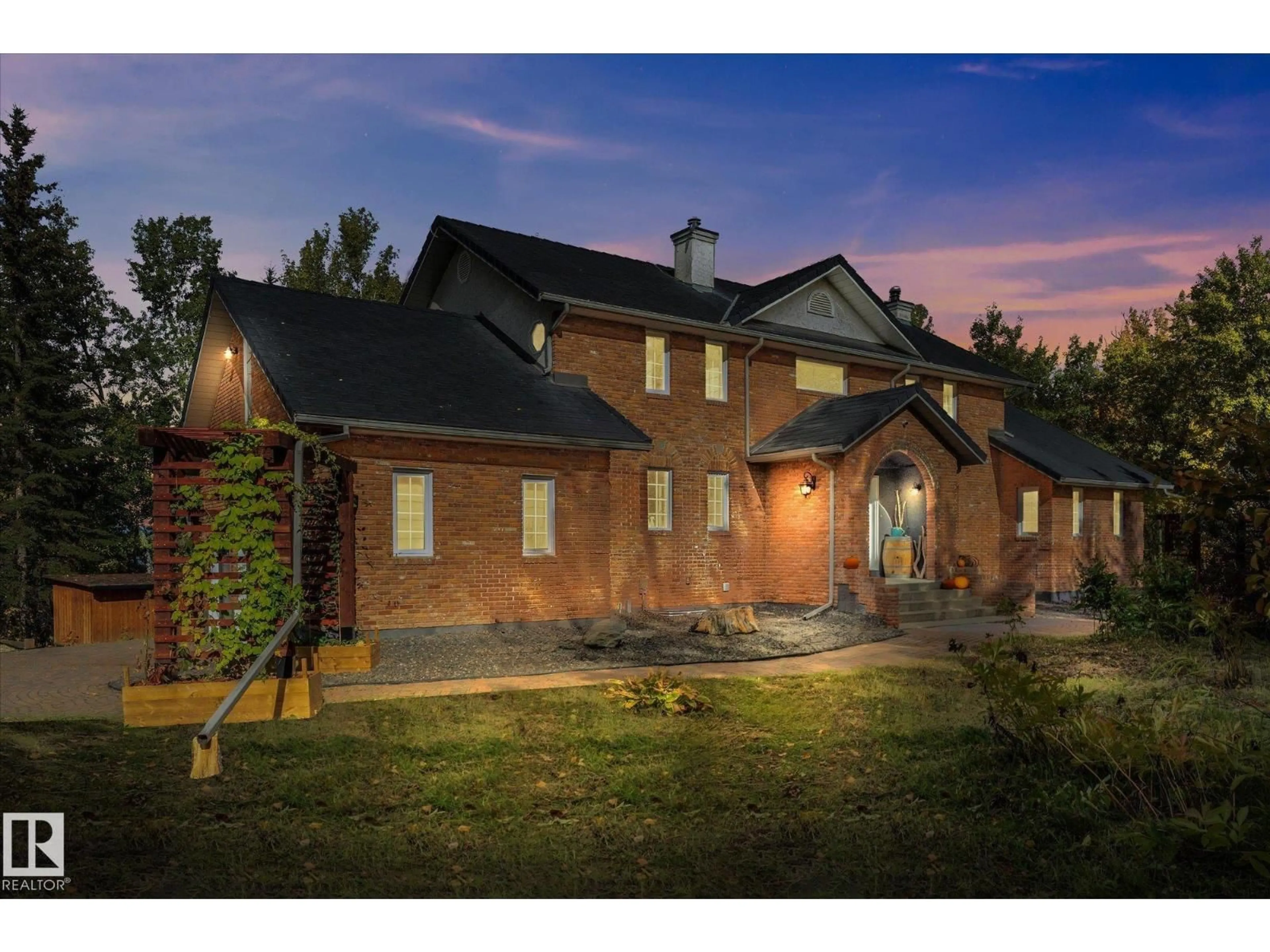 Home with brick exterior material, unknown for 53221 RGE ROAD 263, Rural Parkland County Alberta T7X3G2