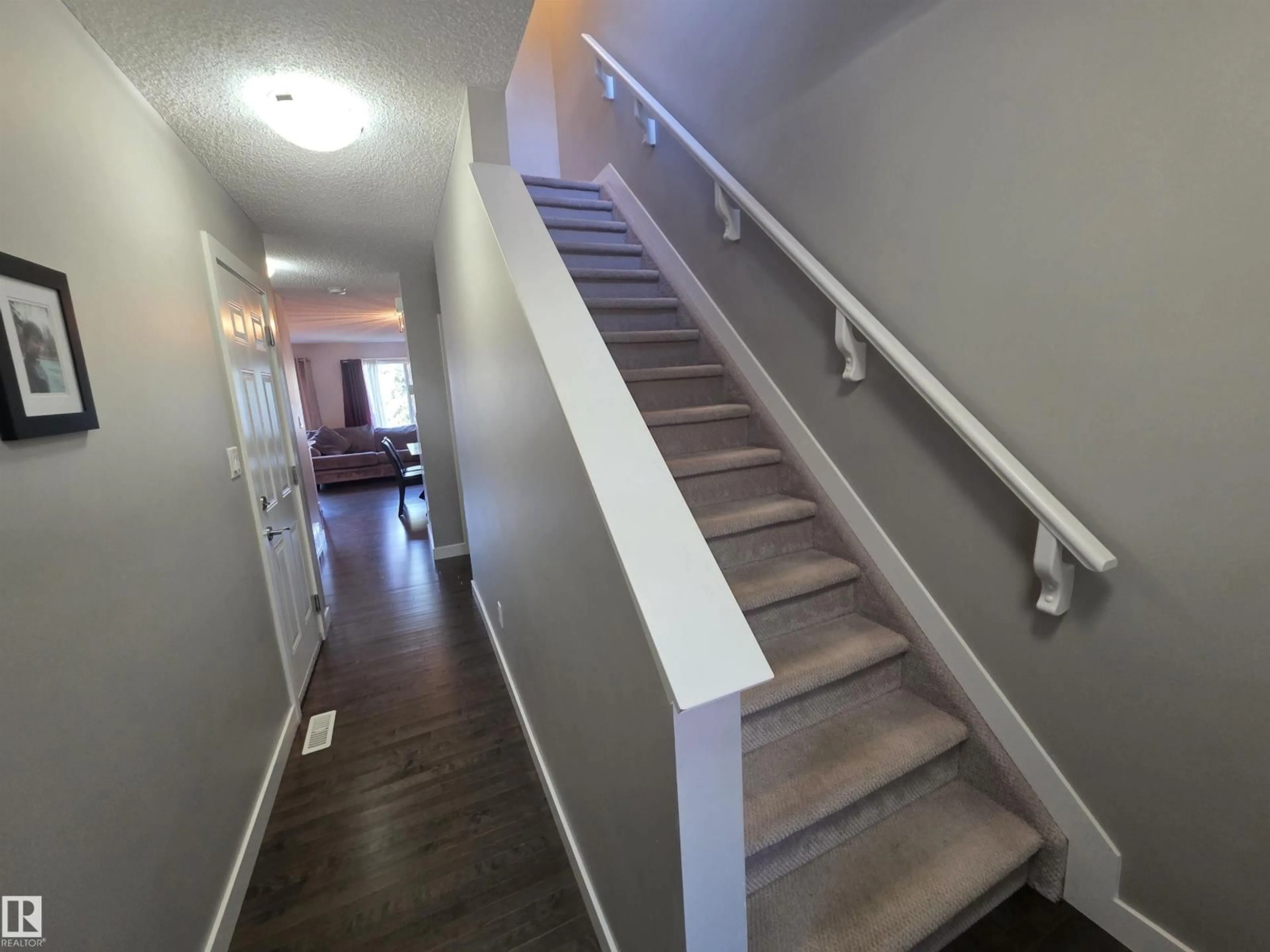 Stairs for 20 2004 TRUMPETER WY, Edmonton Alberta T5S0J9