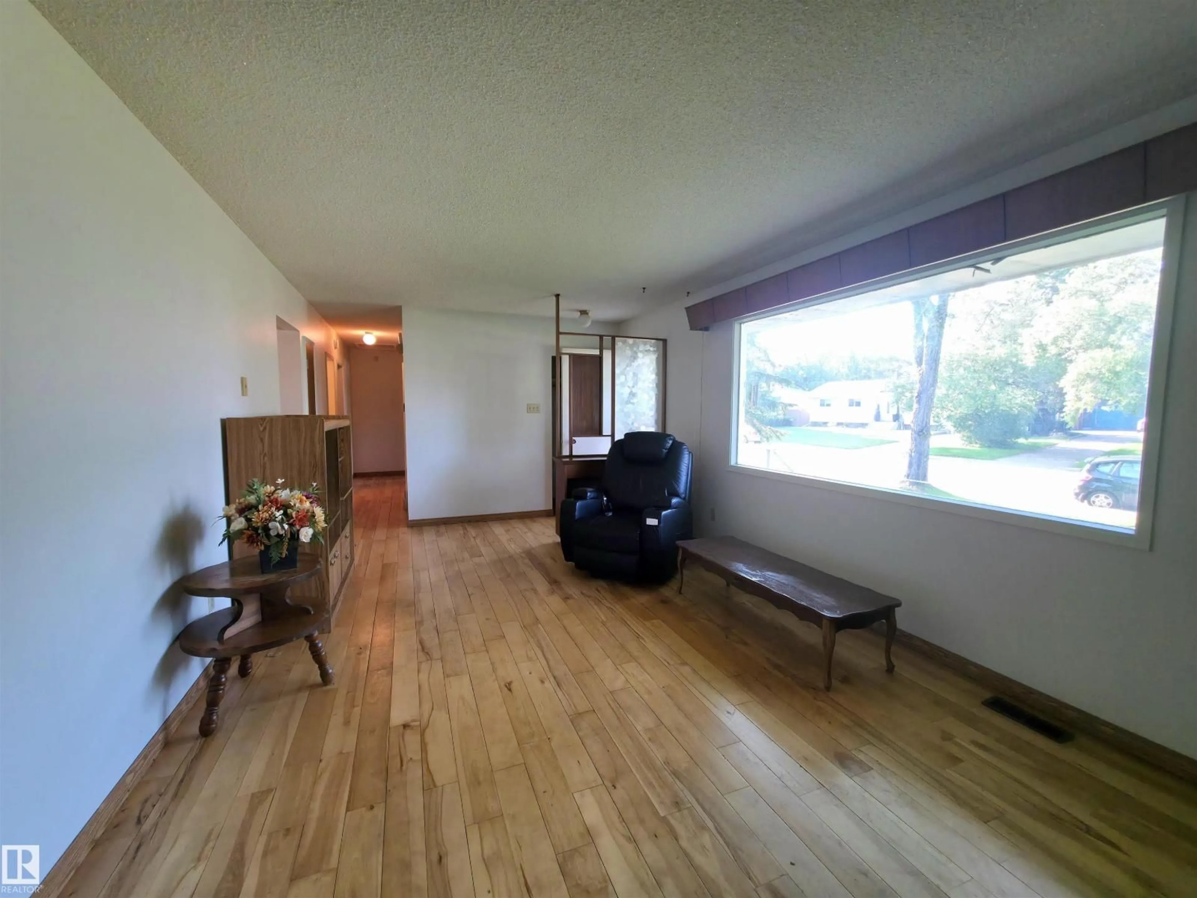 A pic of a room for 53 RAVEN DR, Sherwood Park Alberta T8A0C6