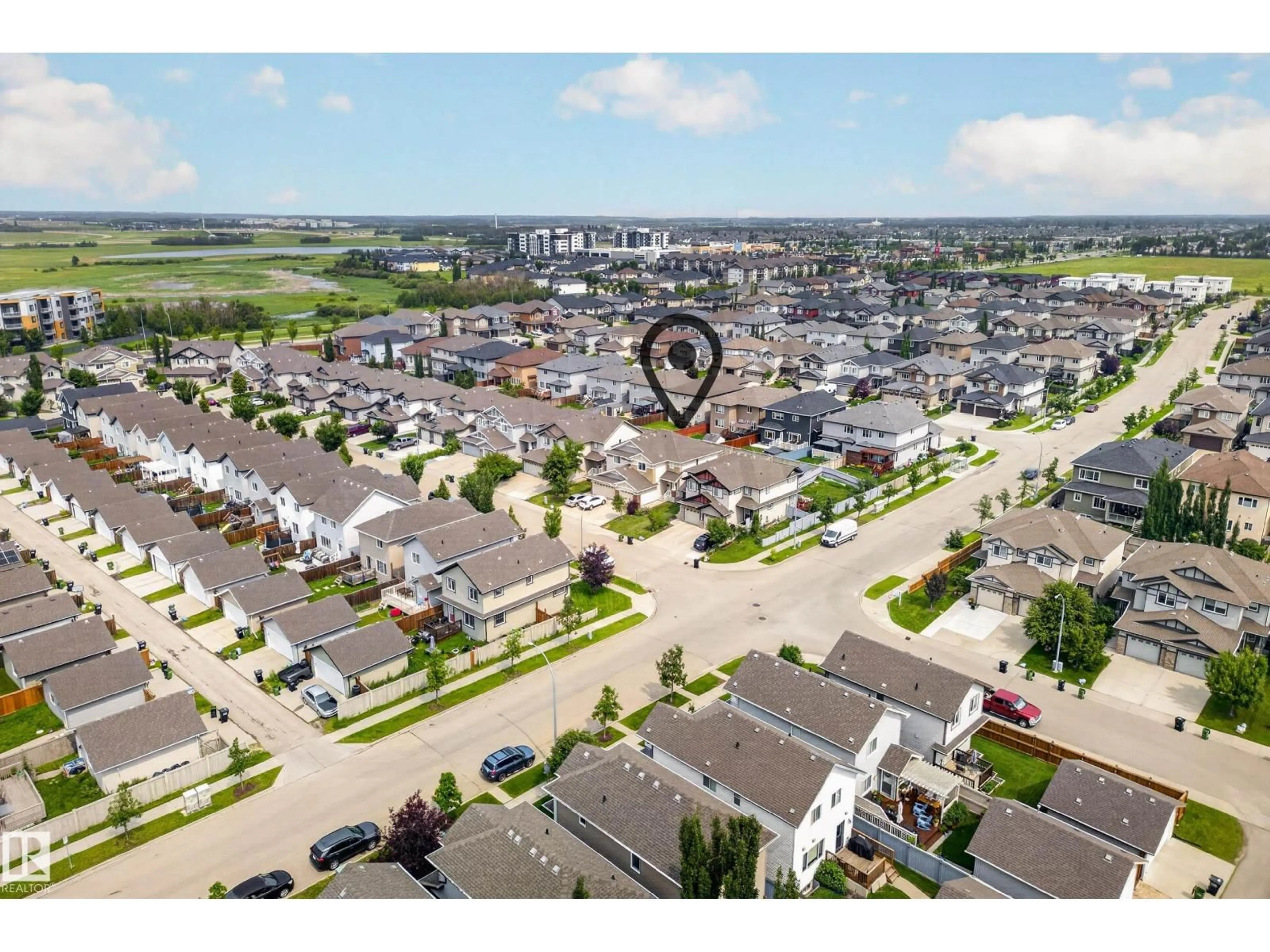 A pic from outside/outdoor area/front of a property/back of a property/a pic from drone, street for NW - 16507 134 ST, Edmonton Alberta T6V0G5