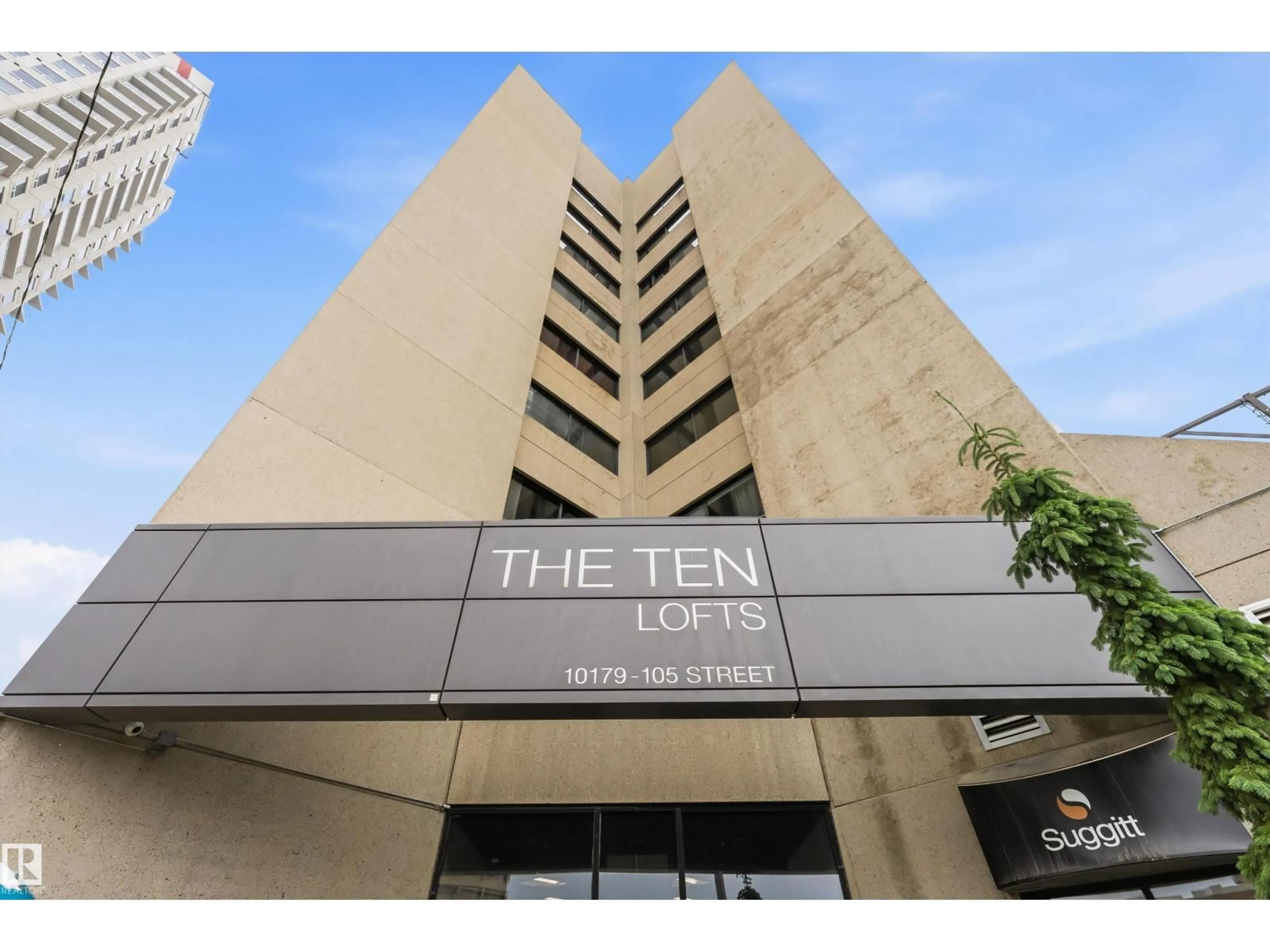Indoor foyer for 908 - 10179 105 ST, Edmonton Alberta T5J3N1