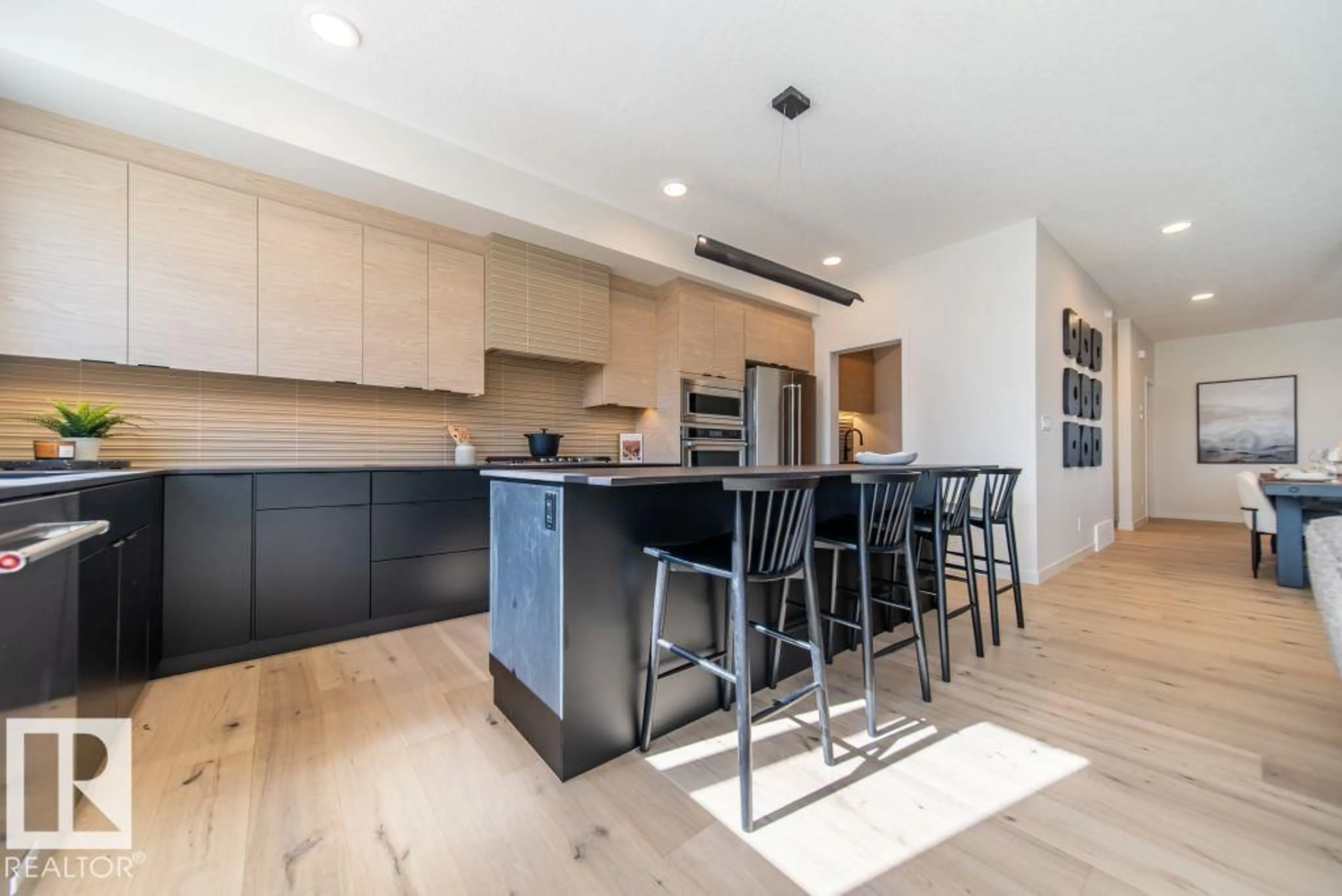 Open concept kitchen, unknown for 14 DEVONSHIRE DR, Sherwood Park Alberta T8B0G5