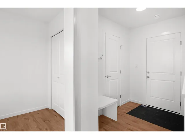 #100 - 3705 141 ST, Edmonton 3