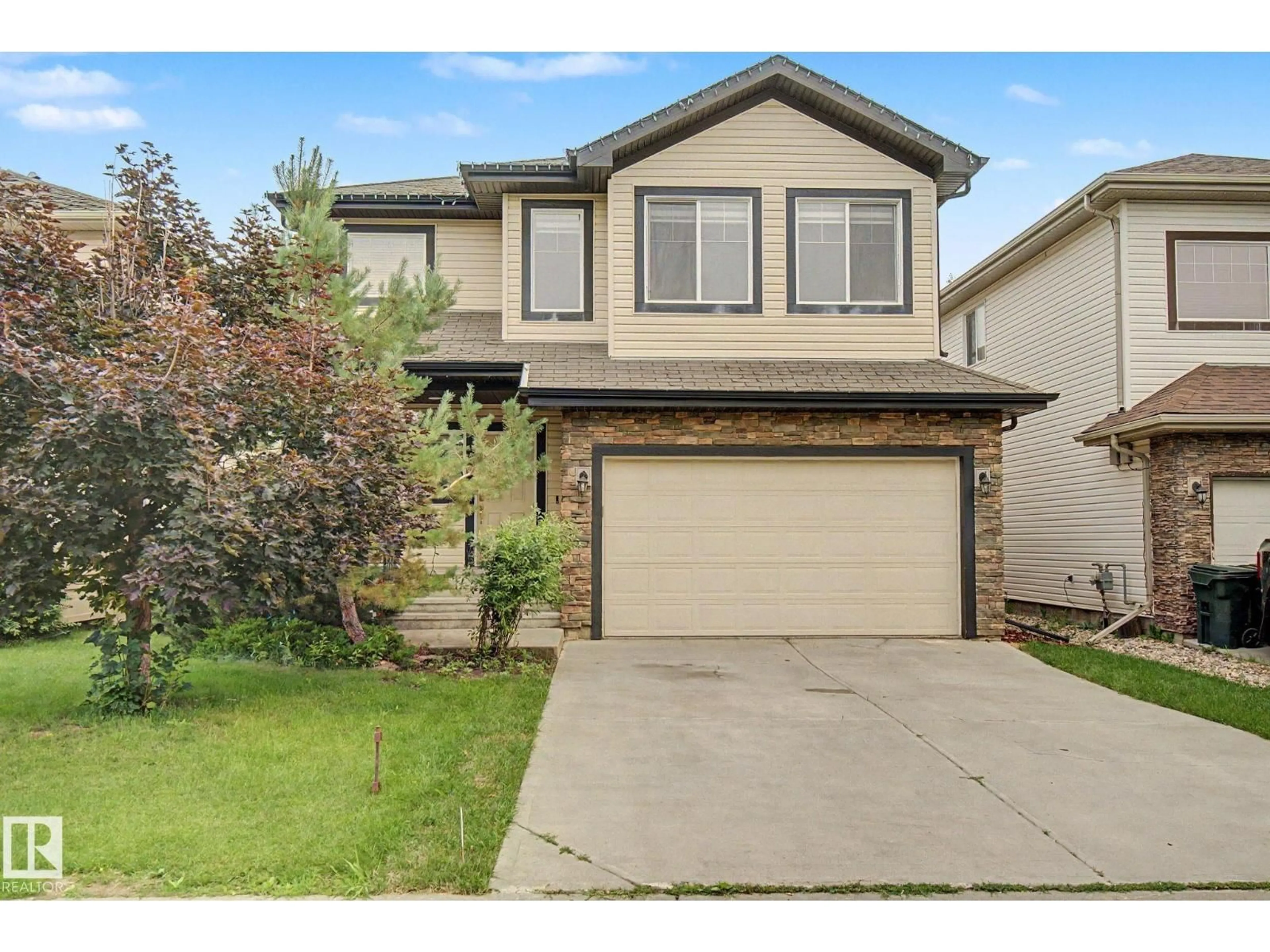 Home with vinyl exterior material, street for 66 VANESSA AV, Spruce Grove Alberta T7X0H1