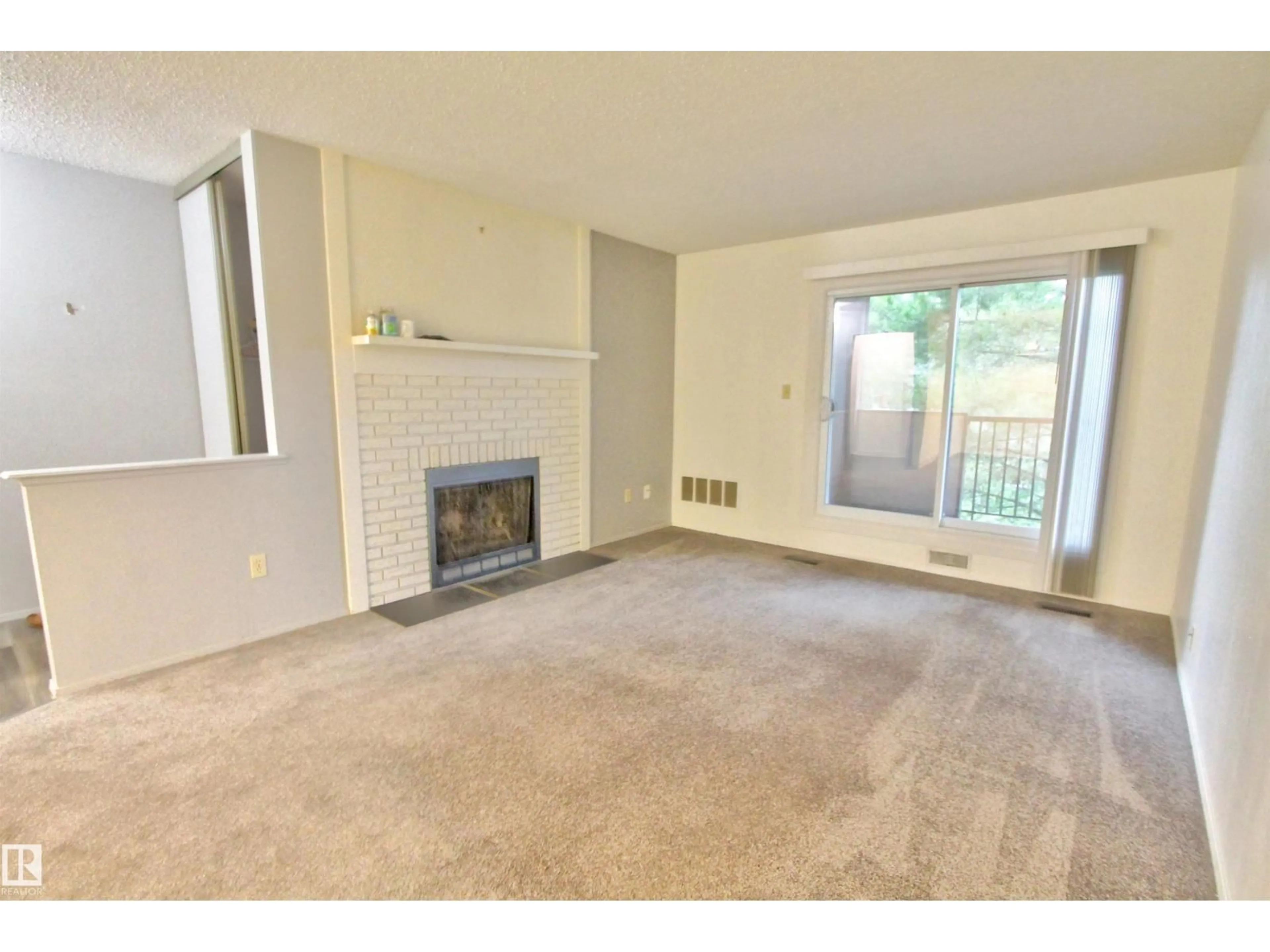A pic of a room for 302 AKINS DR, St. Albert Alberta T8N3M6